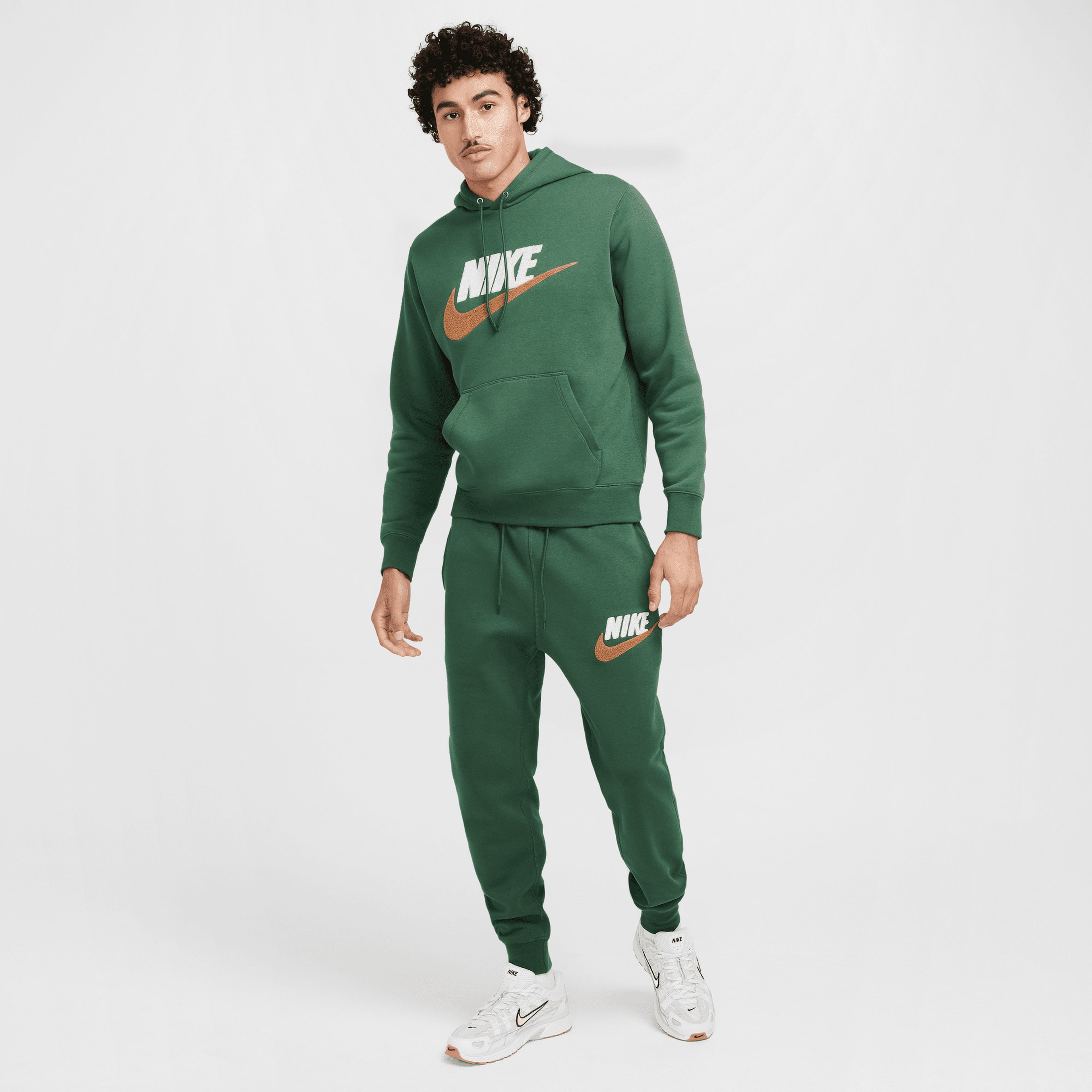 Nike Club Fleece Erkek Yeşil Sweatshirt