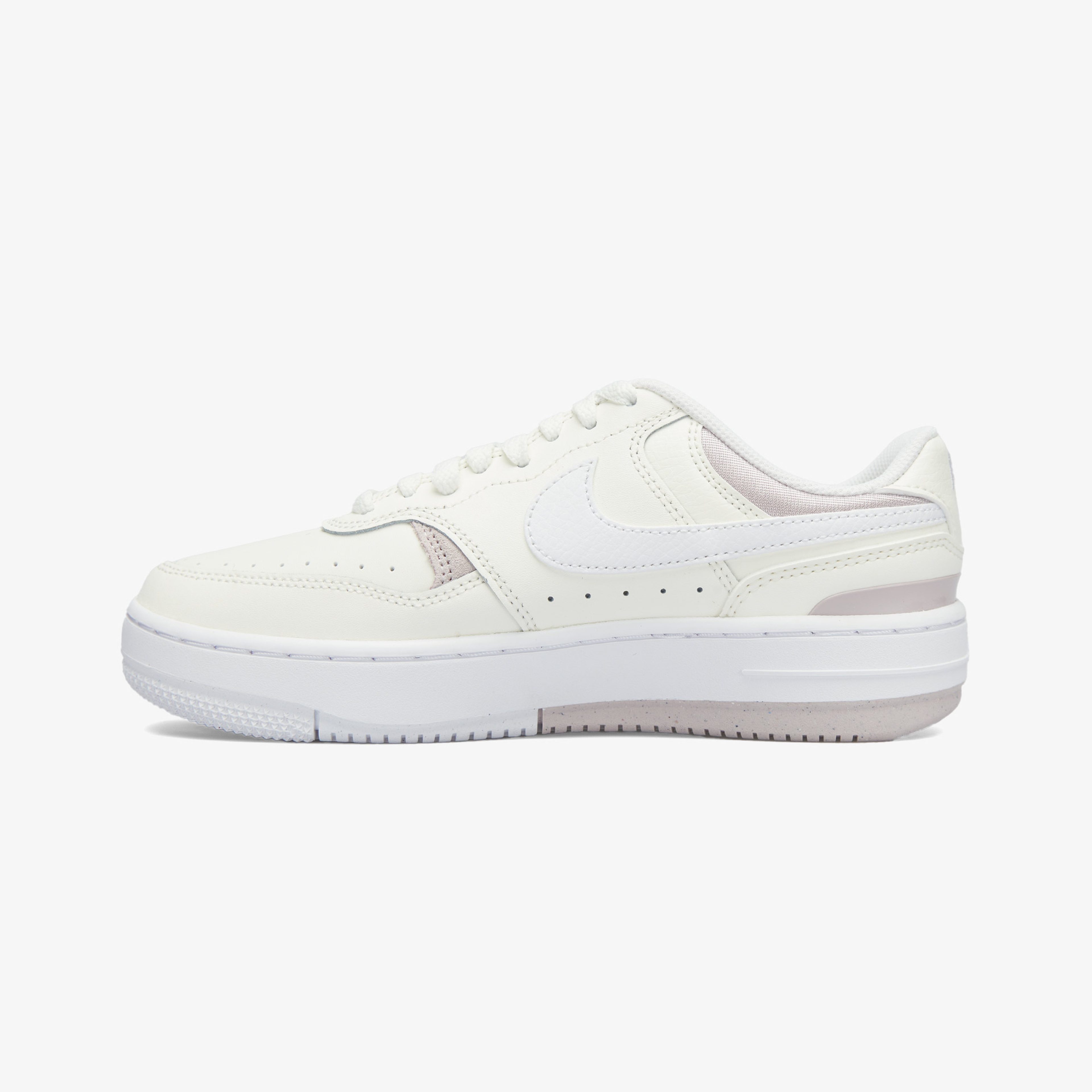 Nike Gamma Force Kadın Beyaz Sneaker