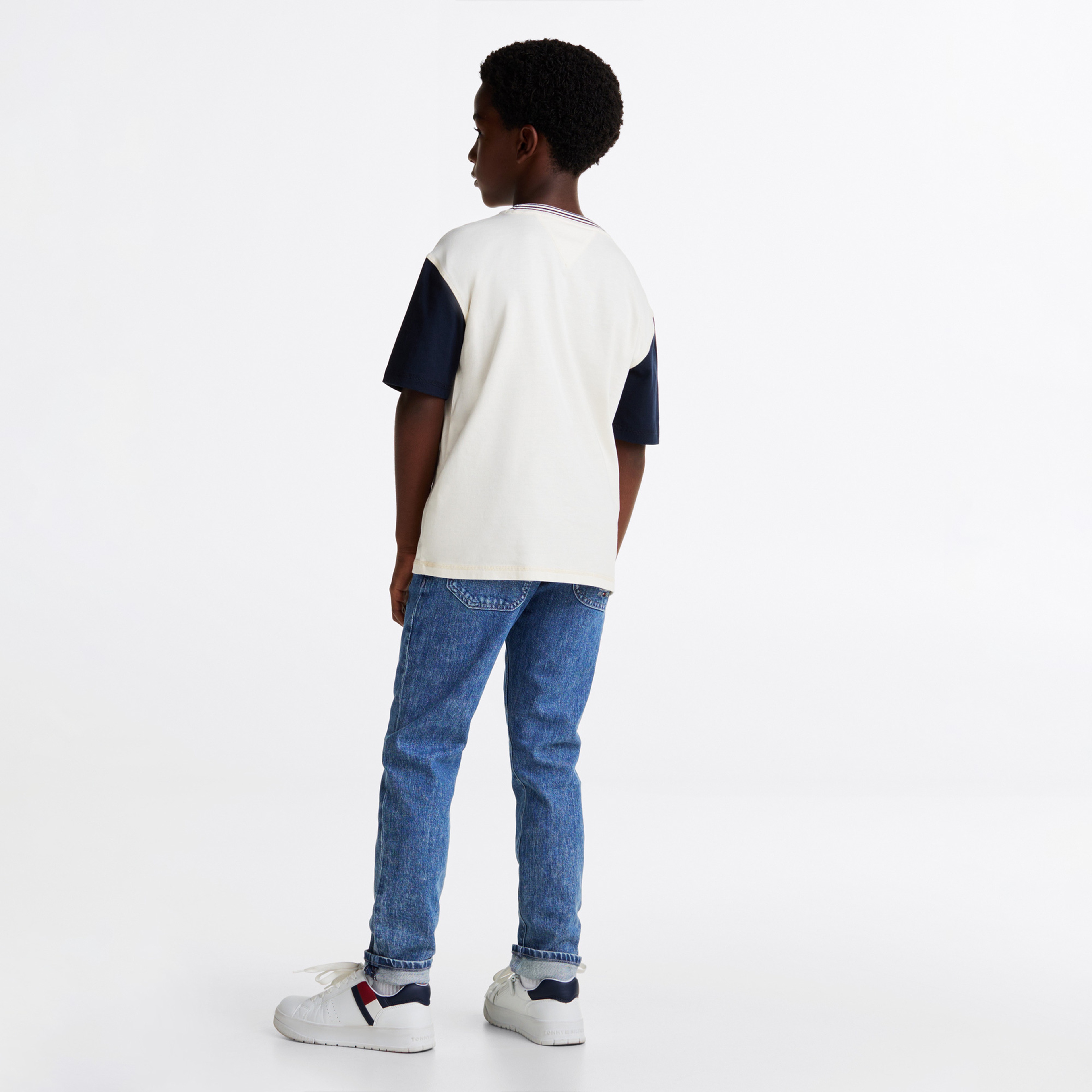 Tommy Hilfiger Monotype Flock Graphic Ss Çocuk Bej T-Shirt