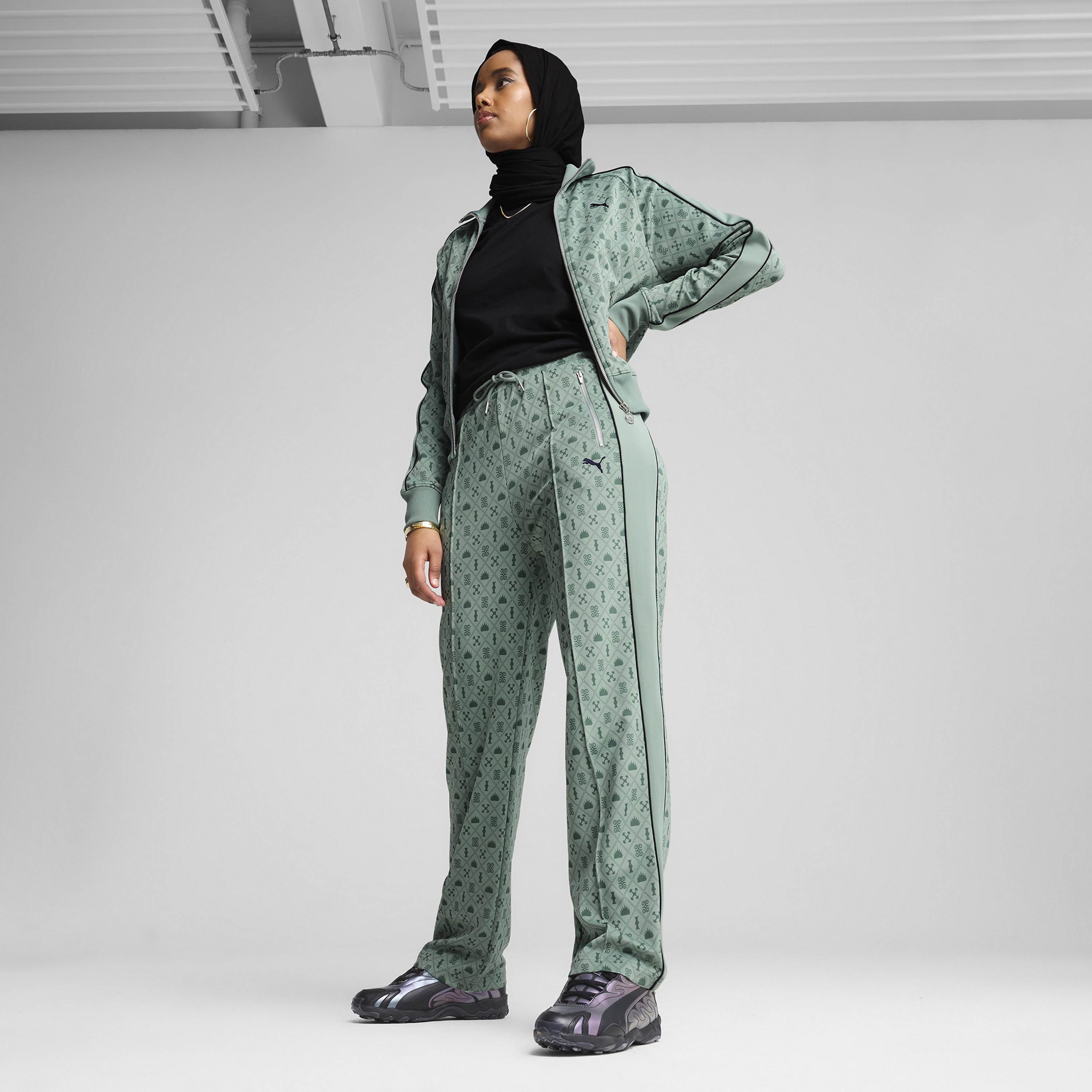 Puma Road To Unity Printed Straight T7 Kadın Yeşil Eşofman Altı