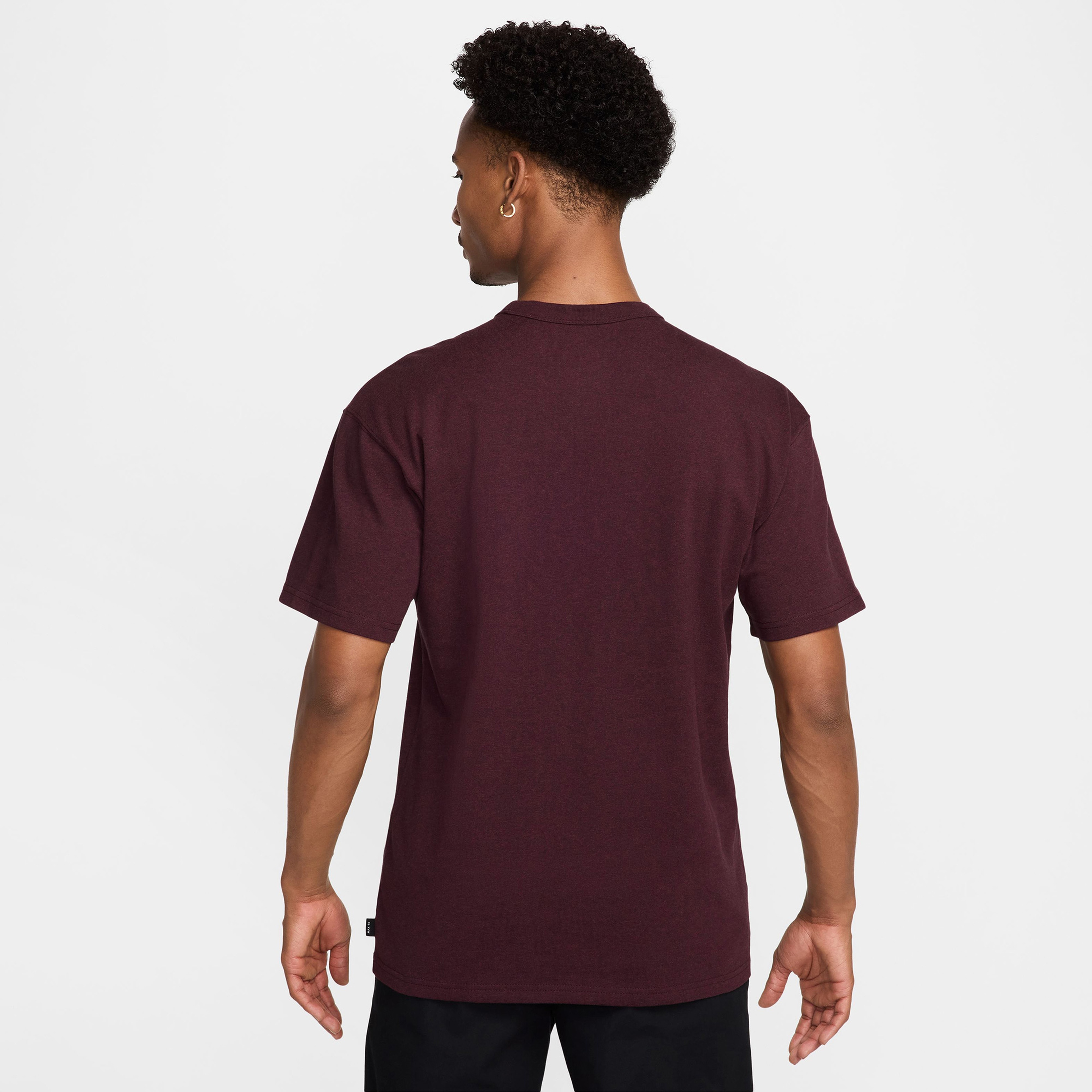 Nike Sportswear Premium Essentials Erkek Kırmızı T-Shirt