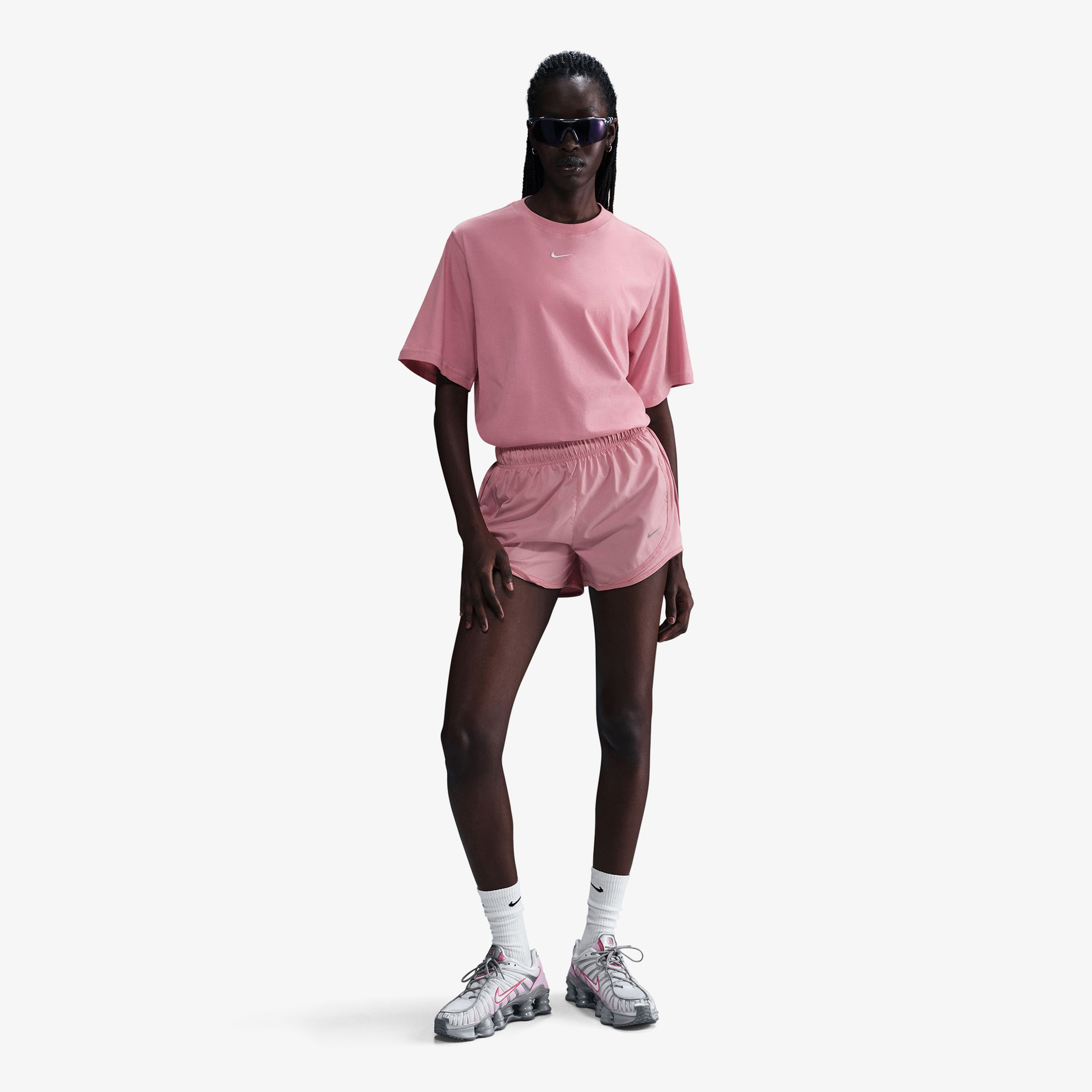 Nike Sportswear Essentials Kadın Pembe T-Shirt