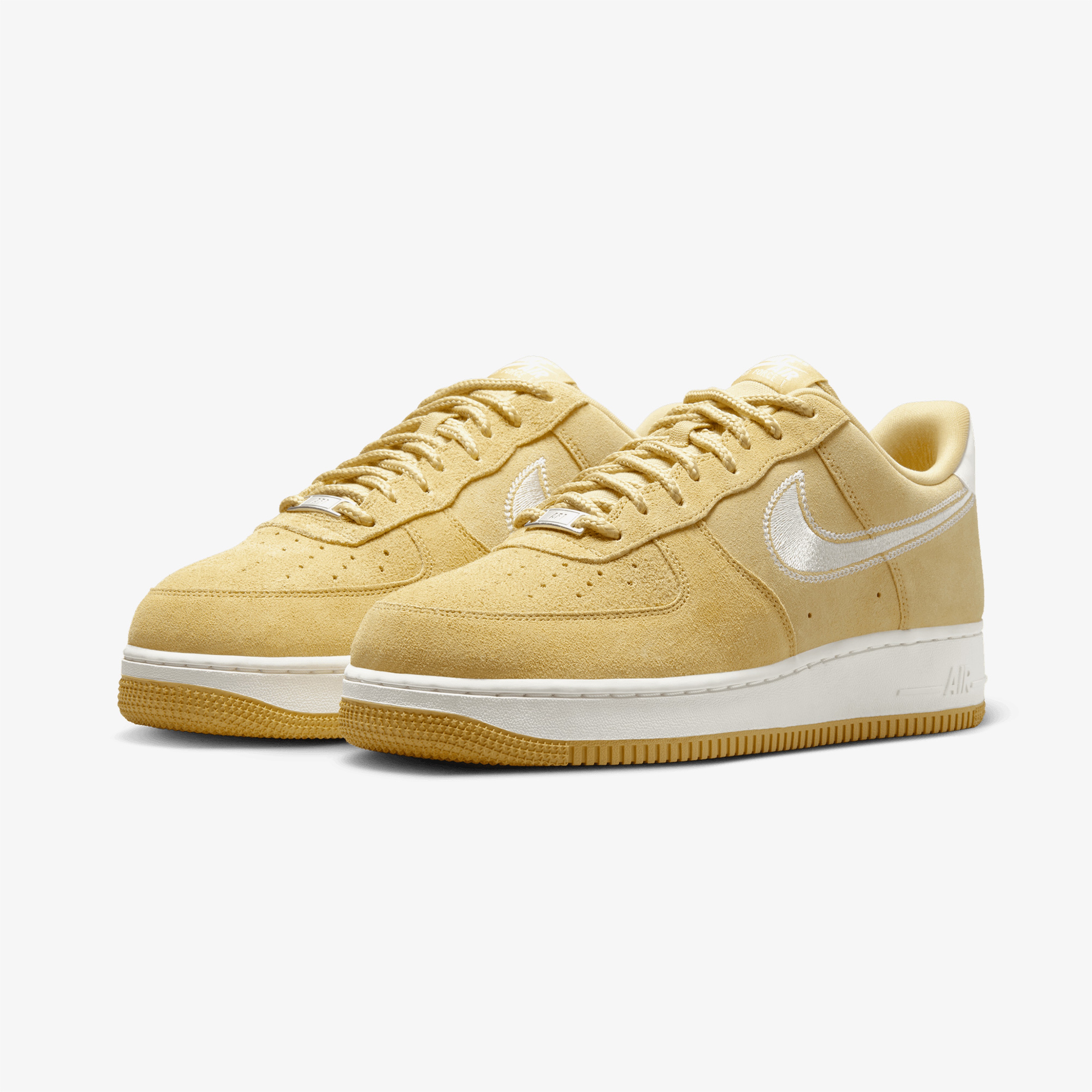 Nike Air Force 1 '07 LV8 Erkek Sarı Sneaker
