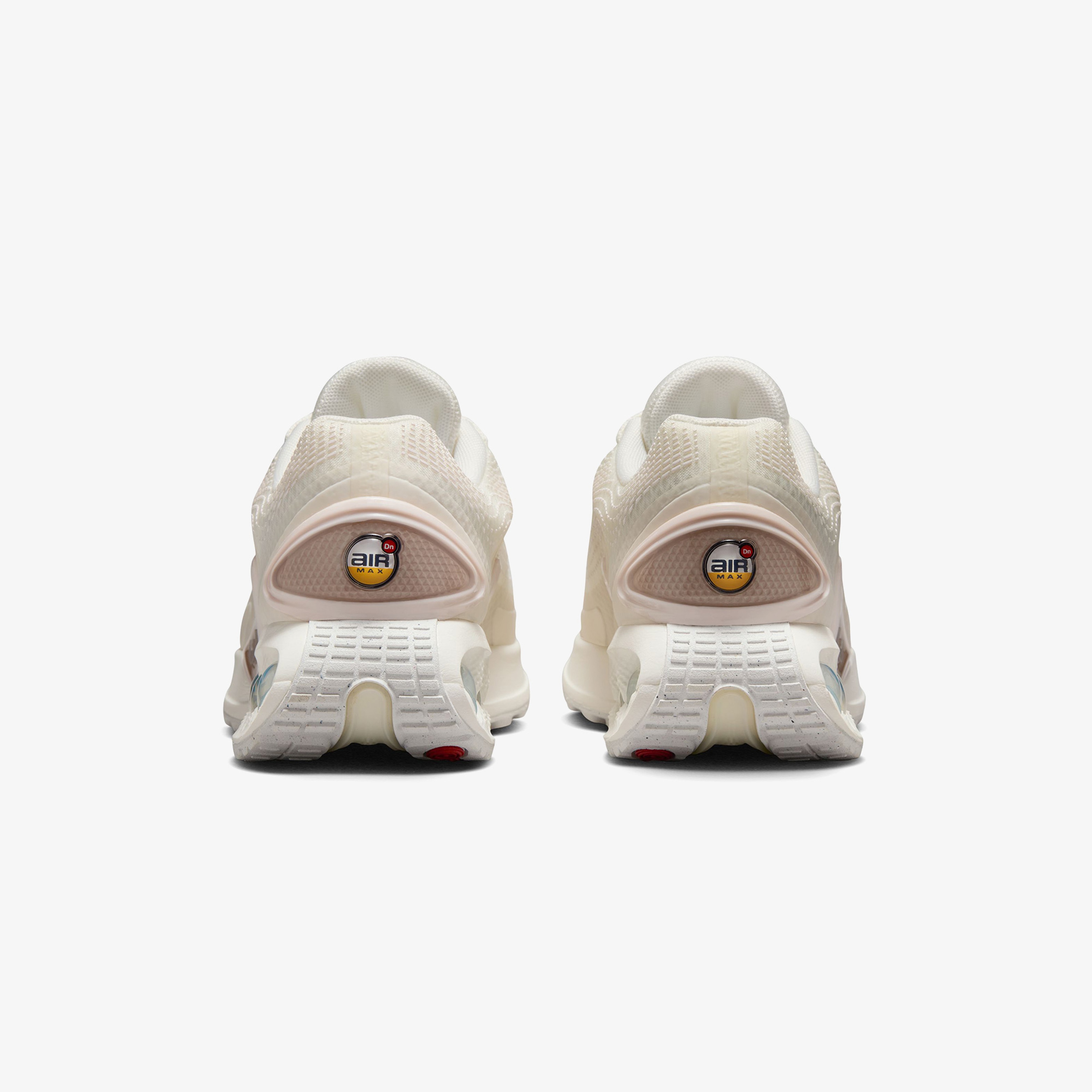 Nike Air Max DN Kadın Bej Sneaker