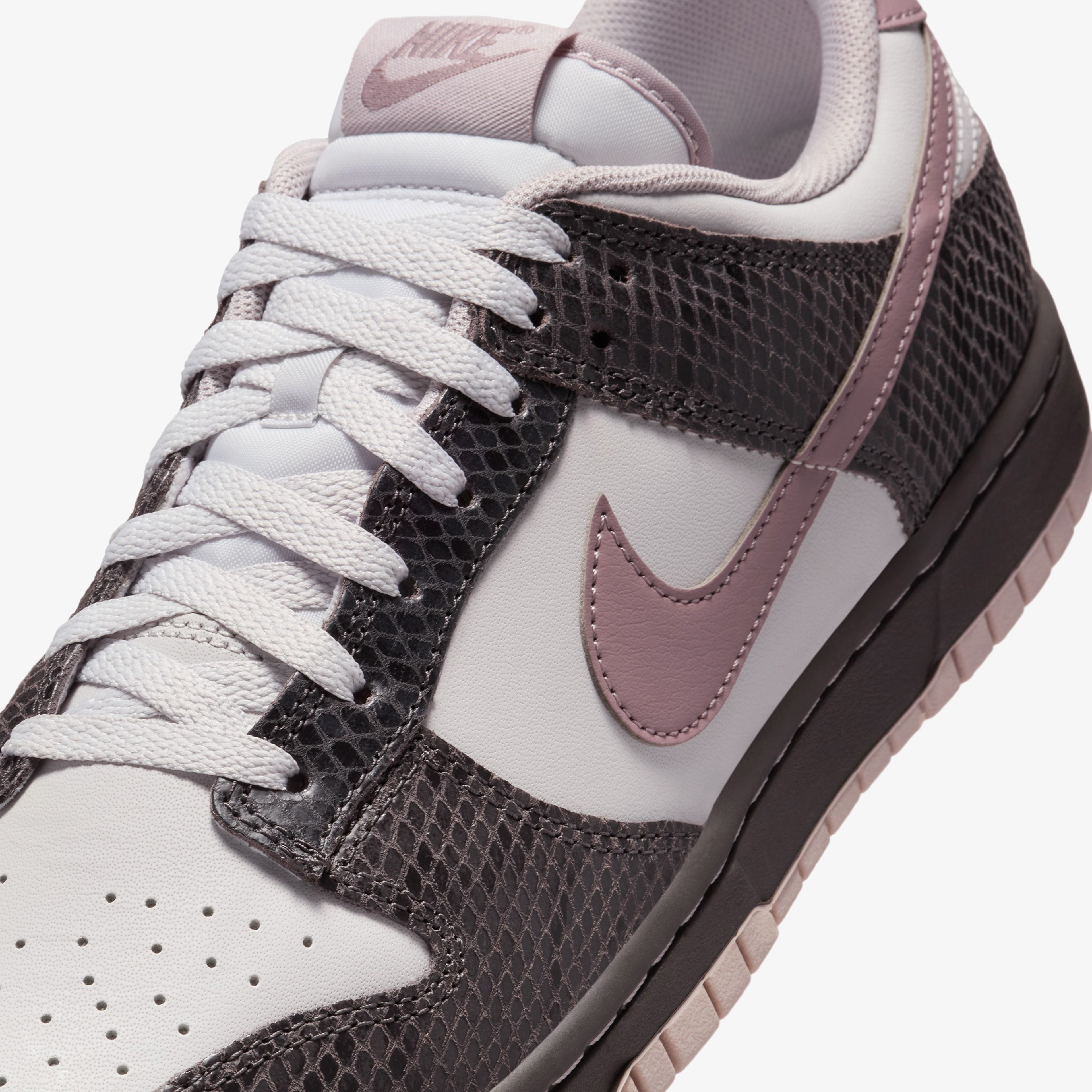 Nike Dunk Low SE Erkek Kahverengi Sneaker