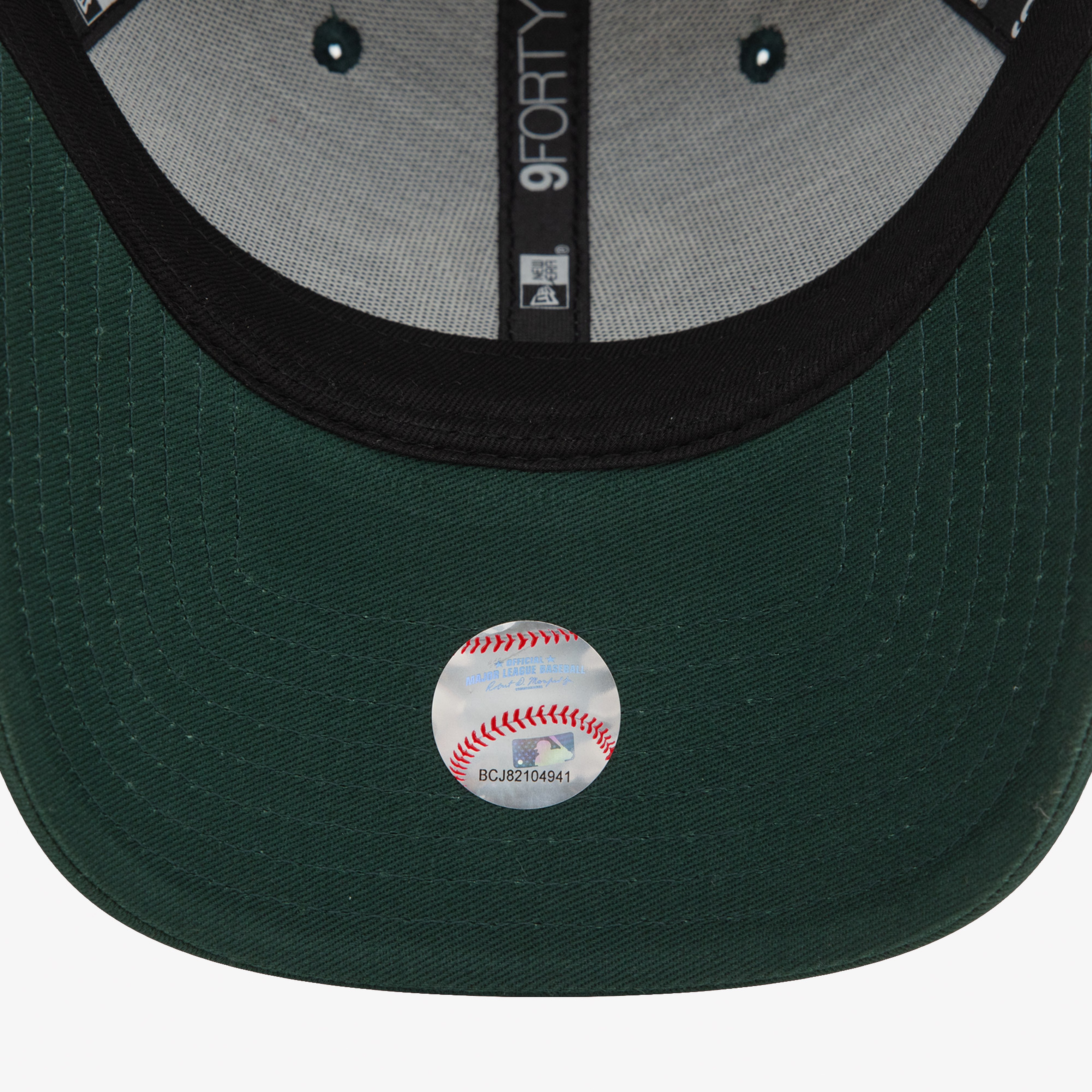 New Era New York Yankees Metallic Outline 9Forty Unisex Yeşil Şapka