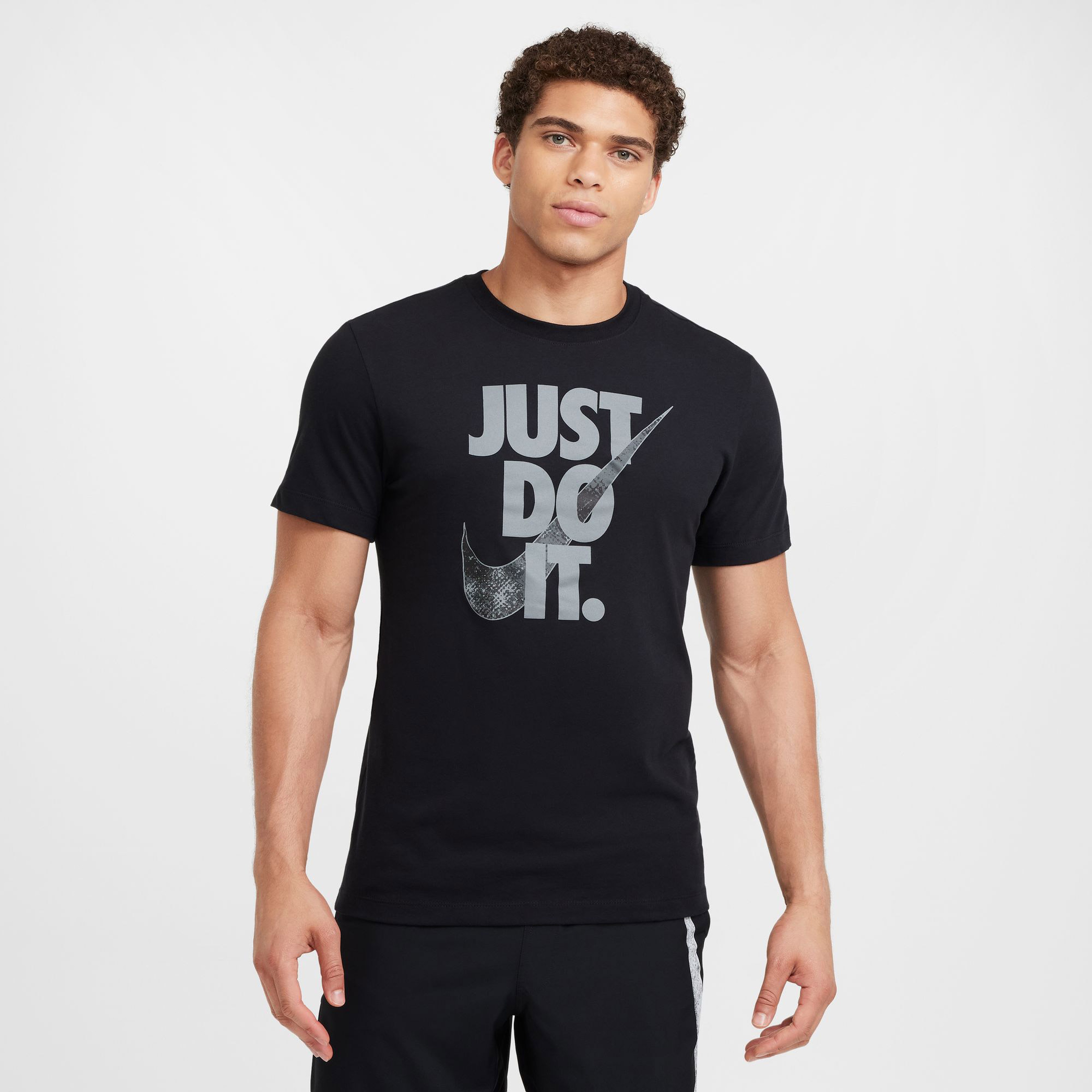 Nike Dri Fit Erkek Siyah Günlük T-Shirt