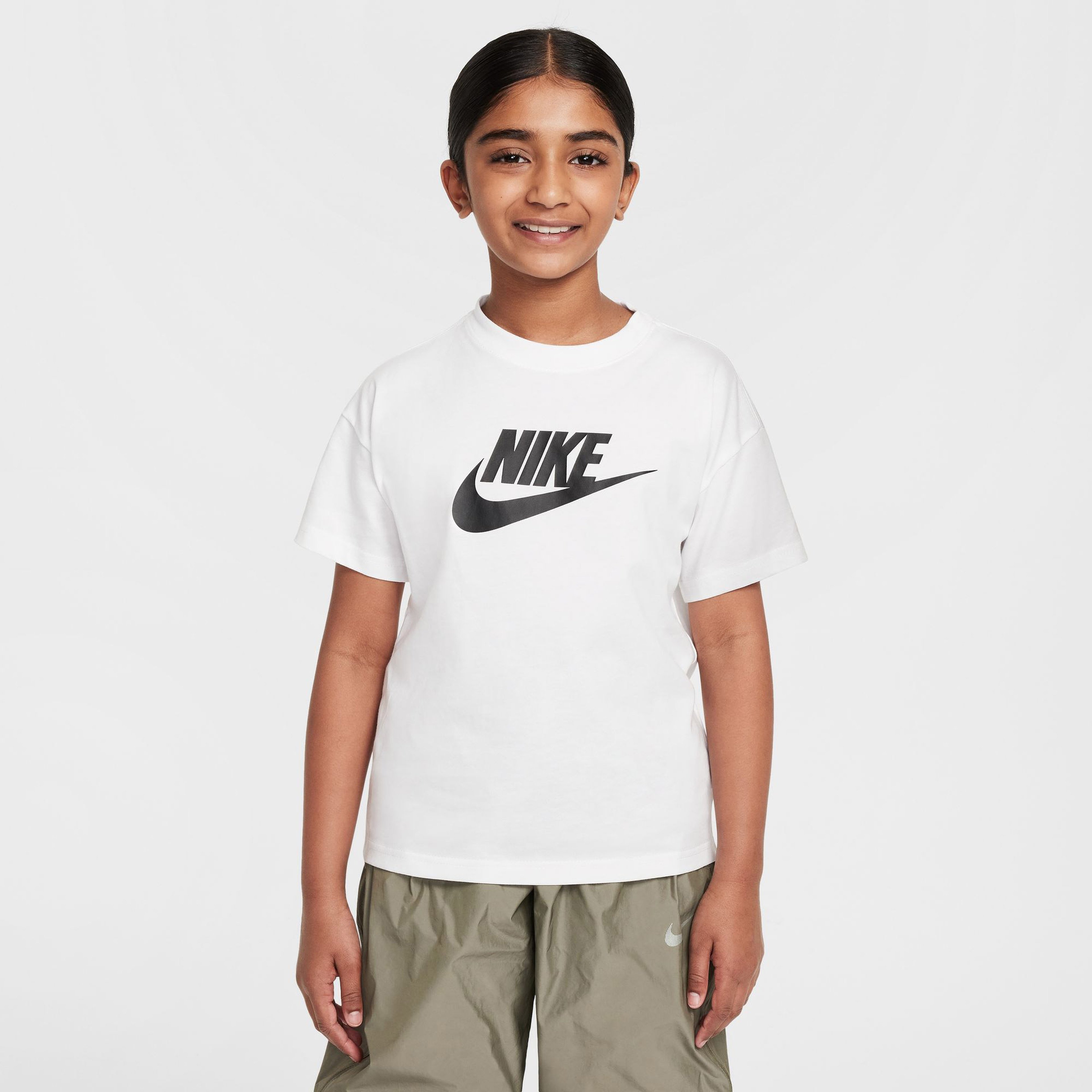 Nike Sportswear Çocuk Beyaz Günlük T-Shirt