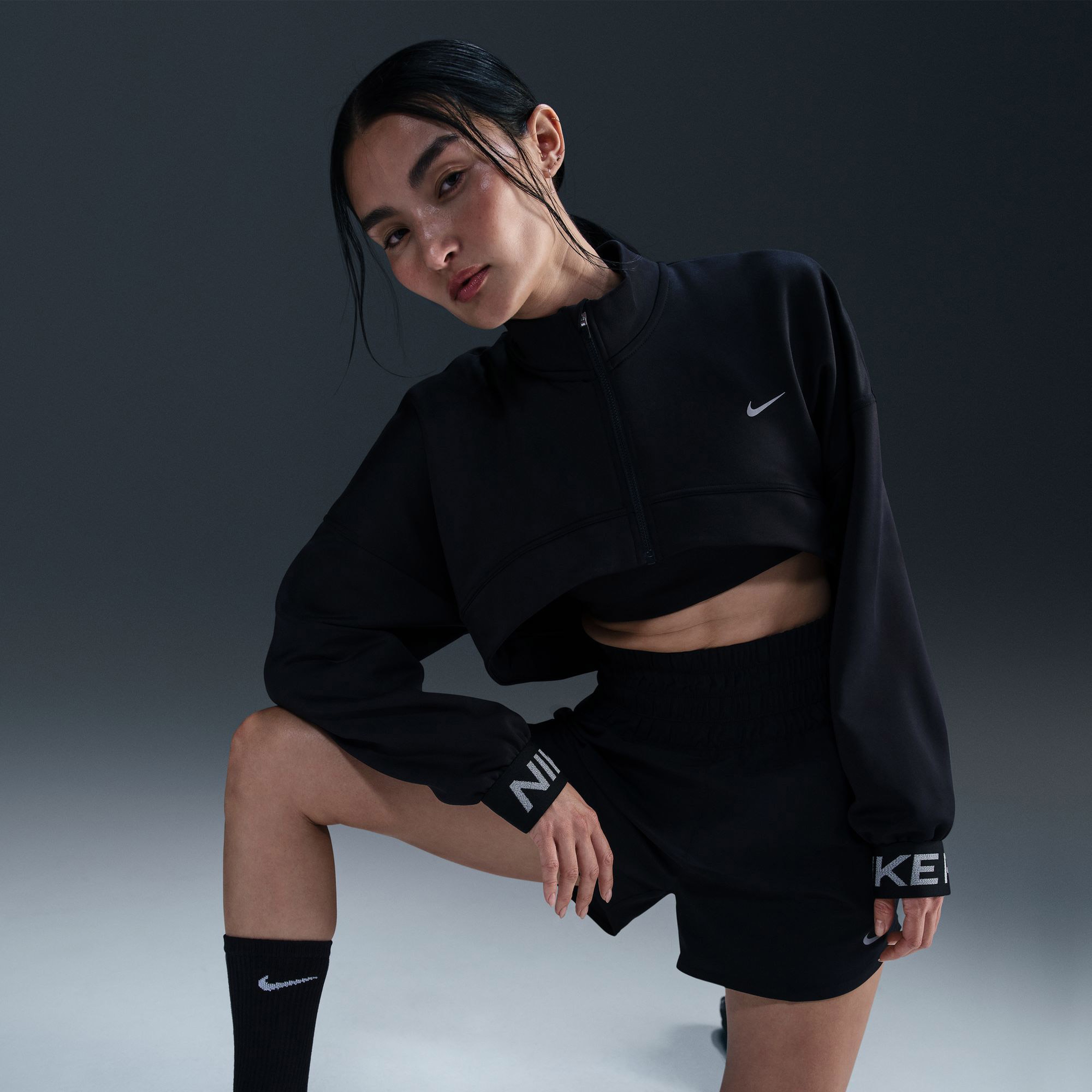 Nike Pro Capsule Fleece Cropped Kadın Siyah Antrenman Üstü