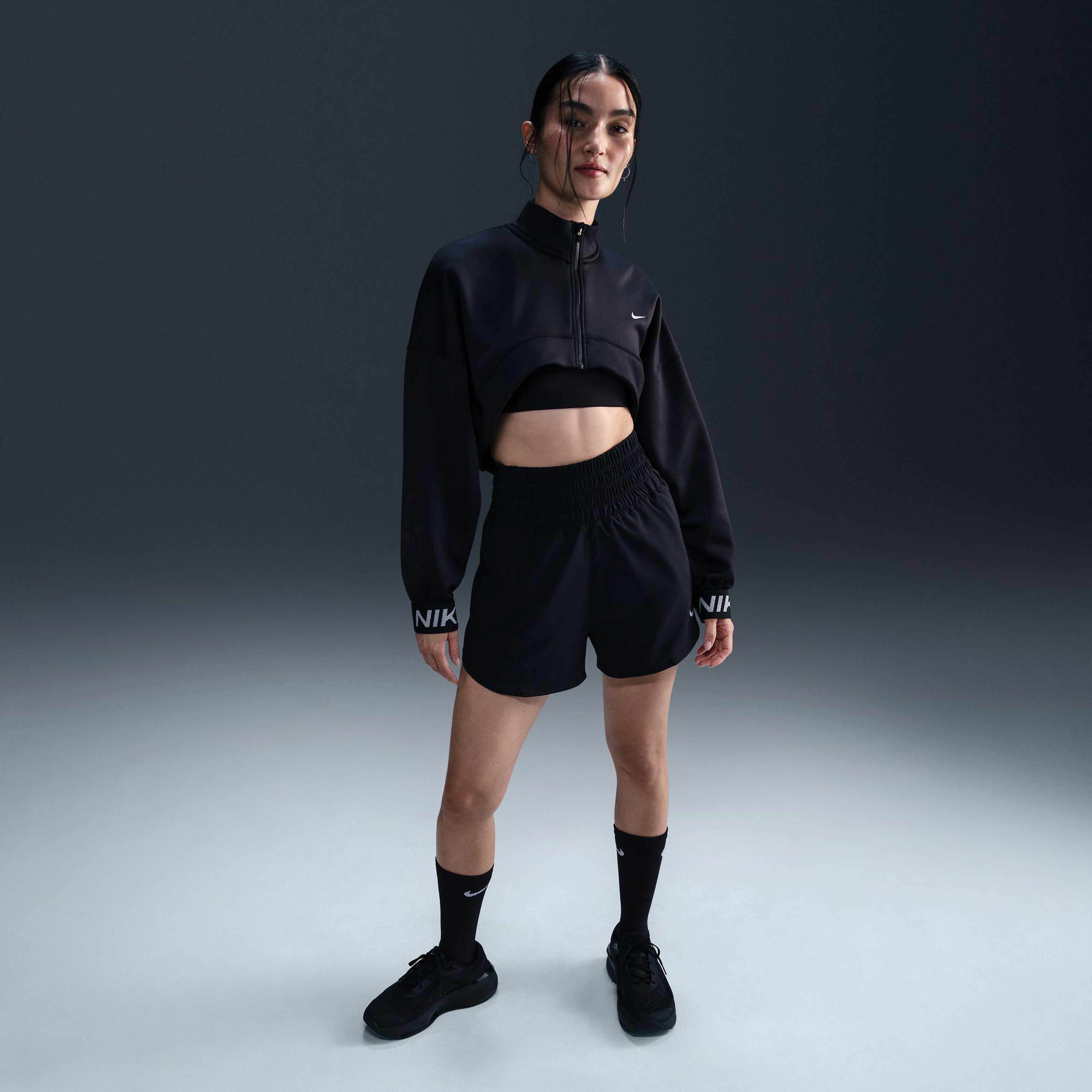 Nike Pro Capsule Fleece Cropped Kadın Siyah Antrenman Üstü