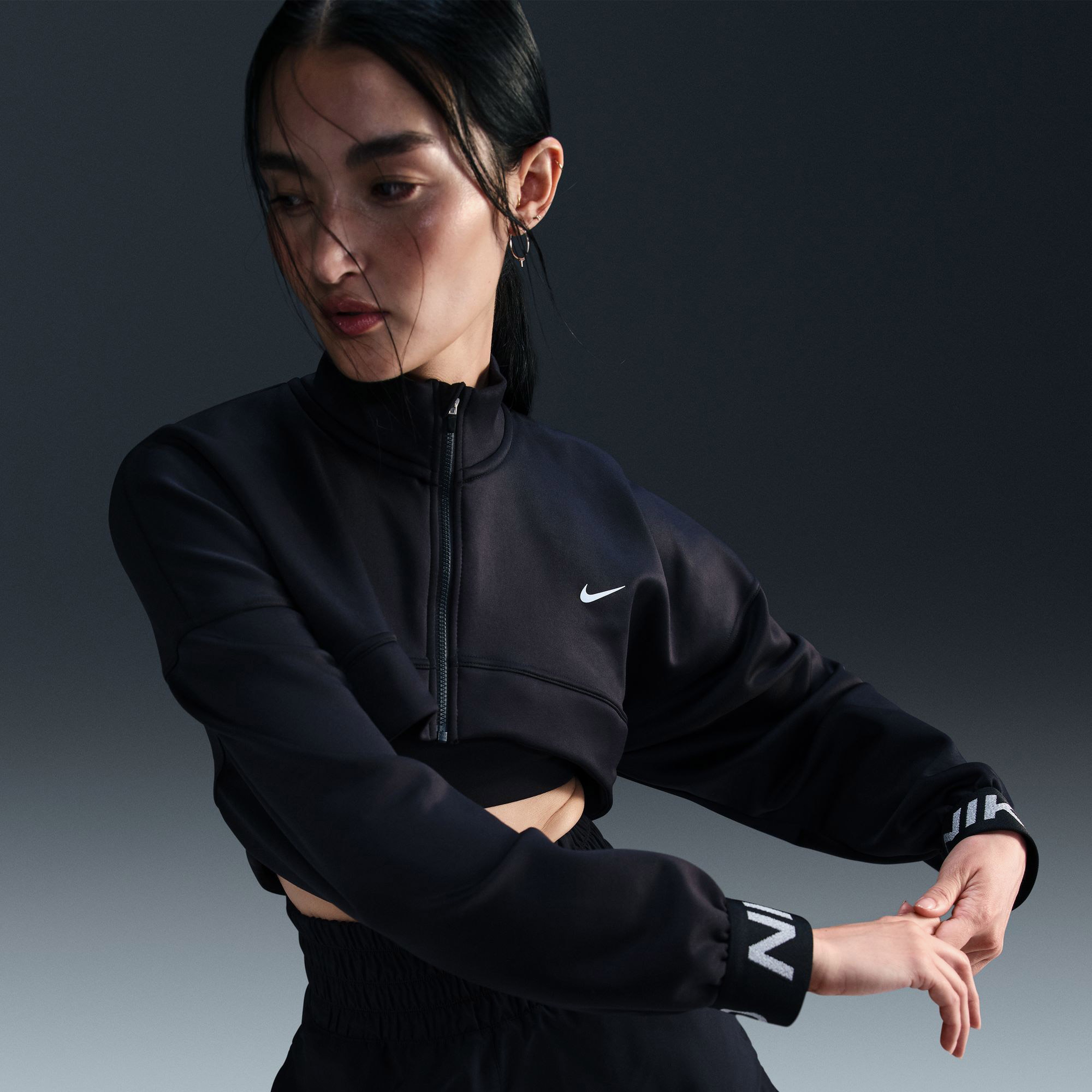 Nike Pro Capsule Fleece Cropped Kadın Siyah Antrenman Üstü