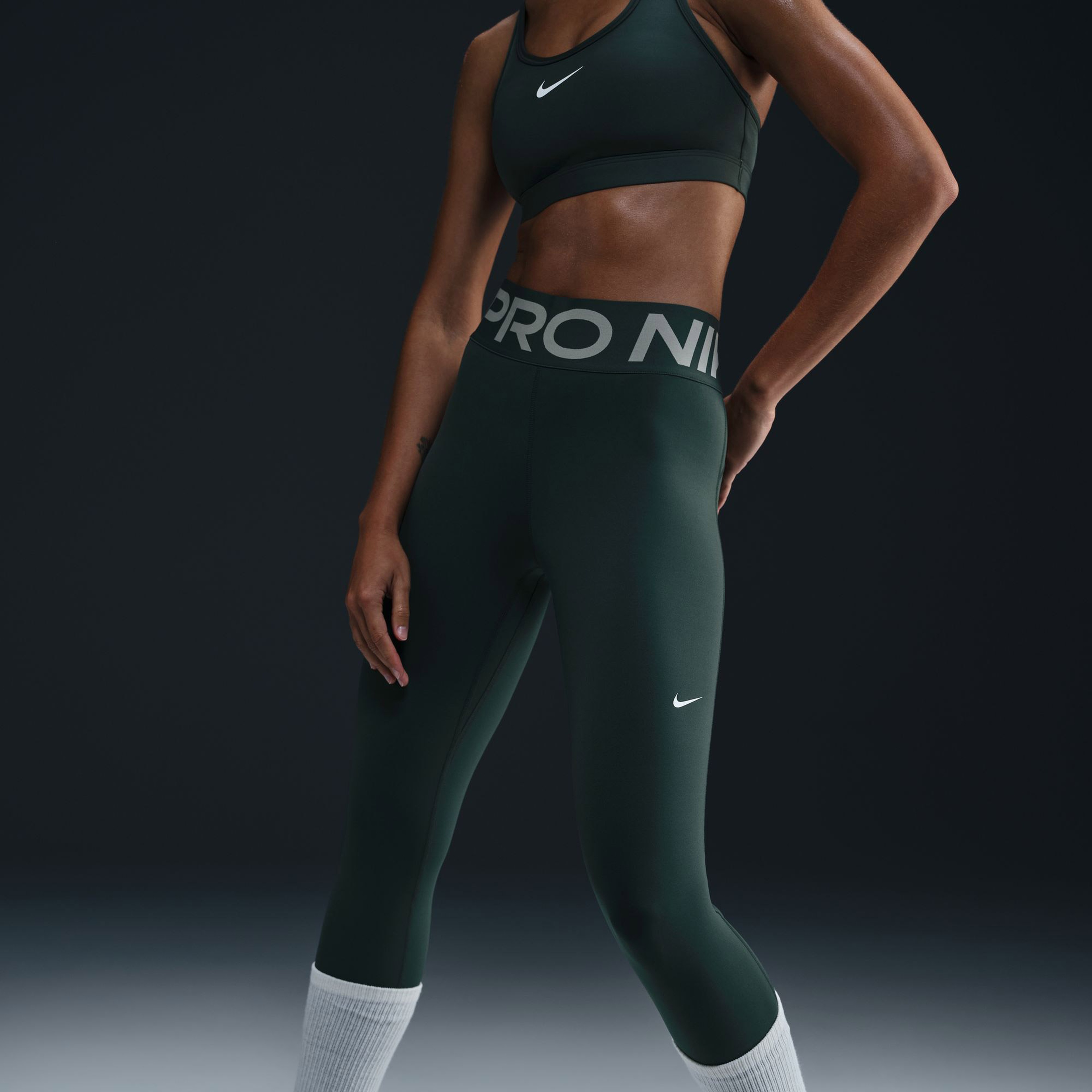 Nike Pro Sculpt Kadın Yeşil Antrenman Taytı