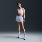 Nike Kadın Beyaz Şort