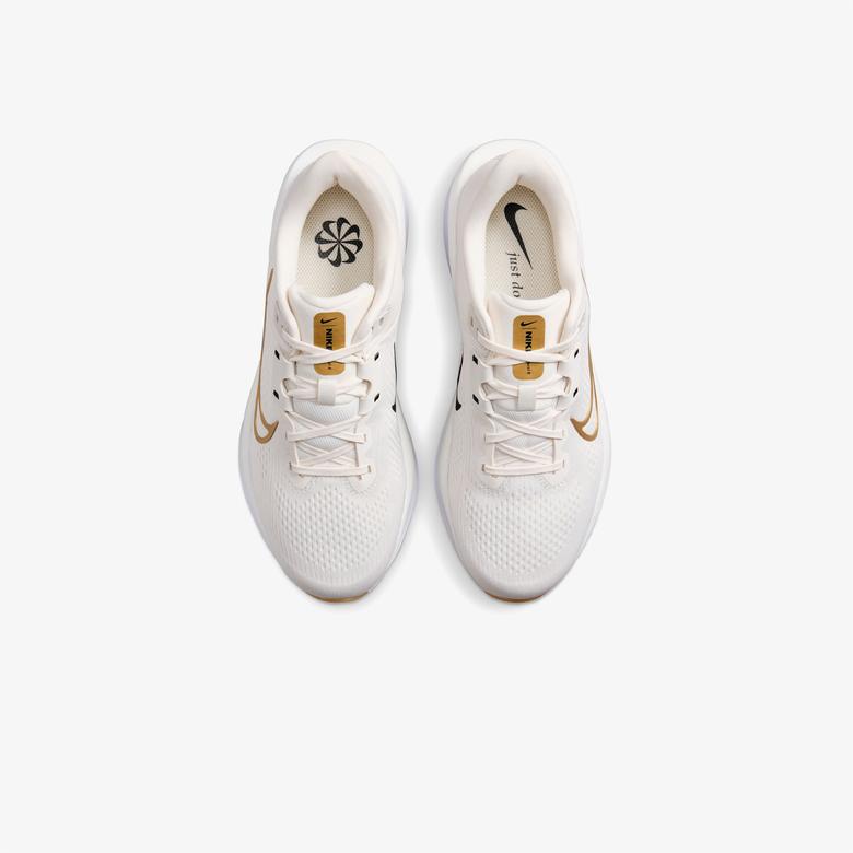 Nike Quest 6 Kadın Bej Koşu Ayakkabısı