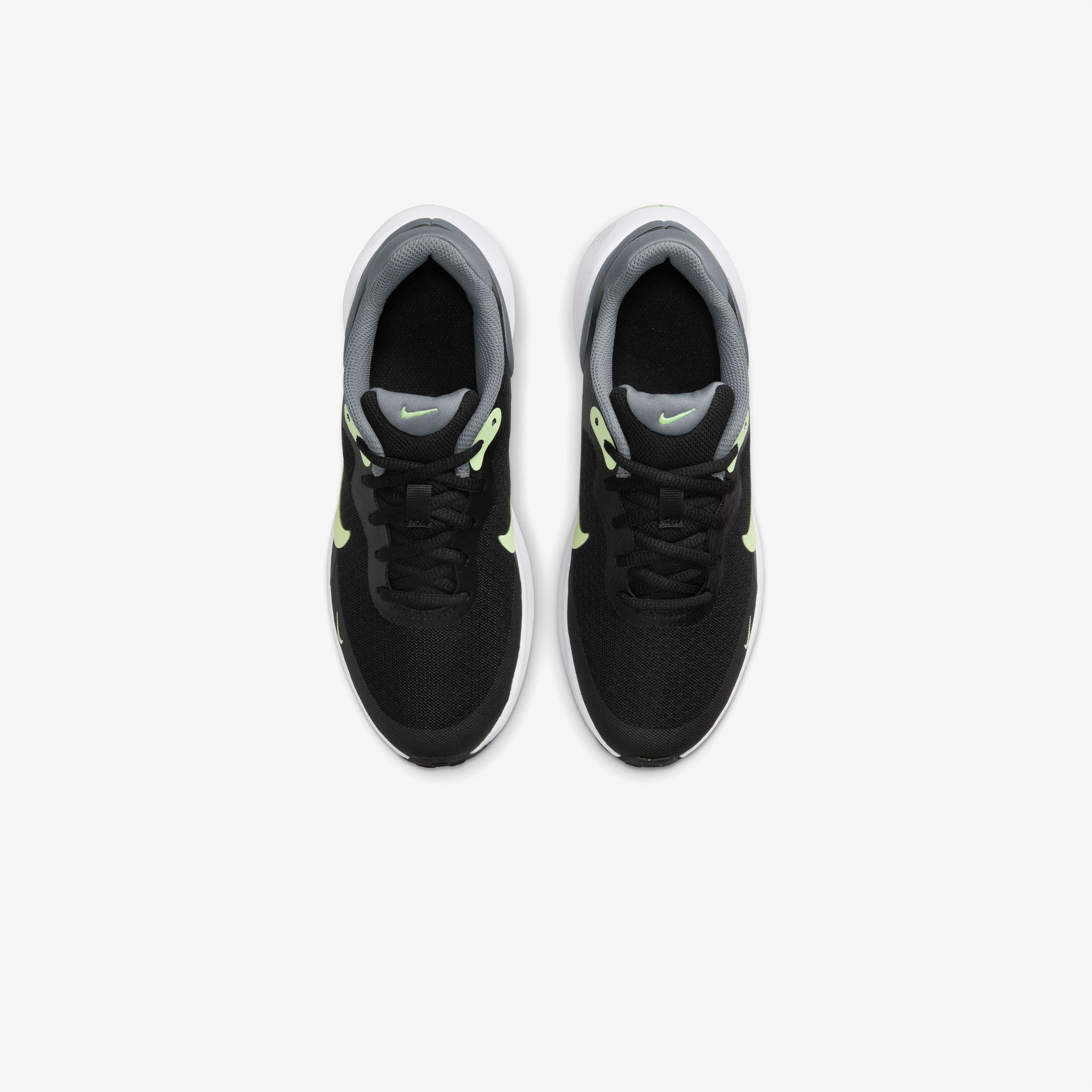 Nike Revolution 7 Çocuk Siyah Koşu Ayakkabısı