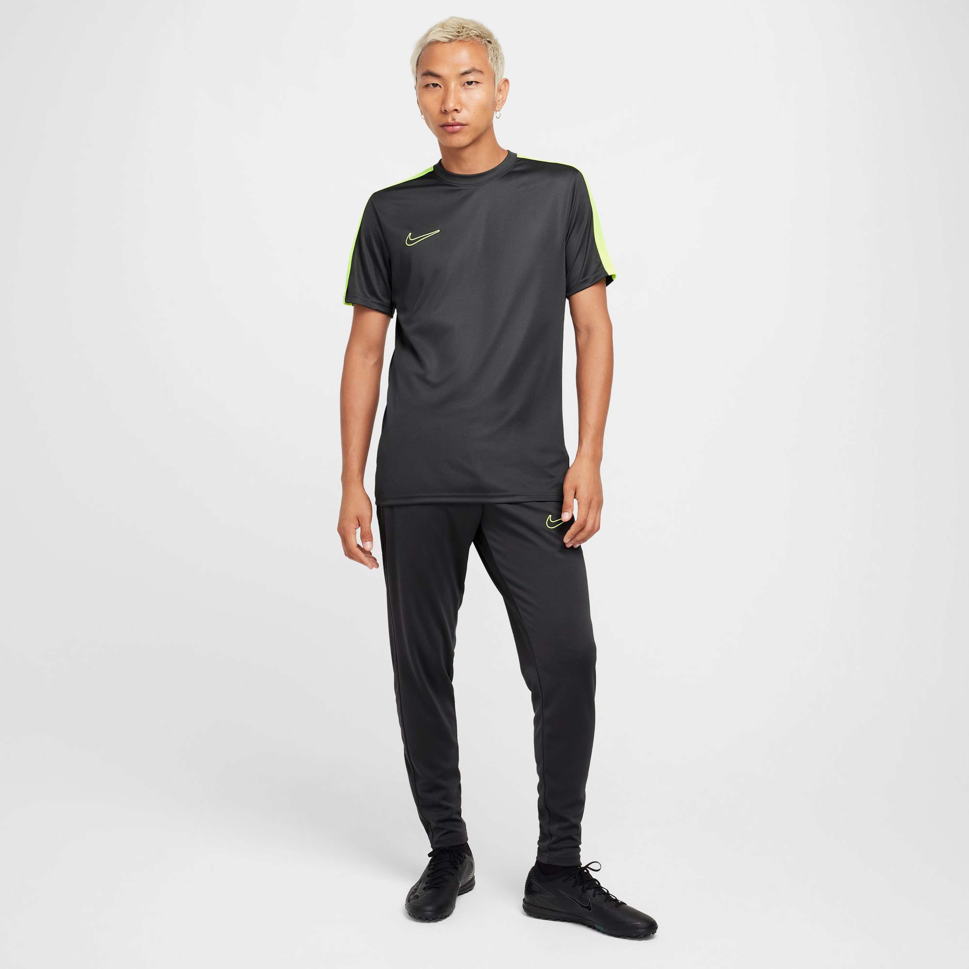 Nike Dri-Fit Academy Erkek Gri Futbol Eşofman Altı