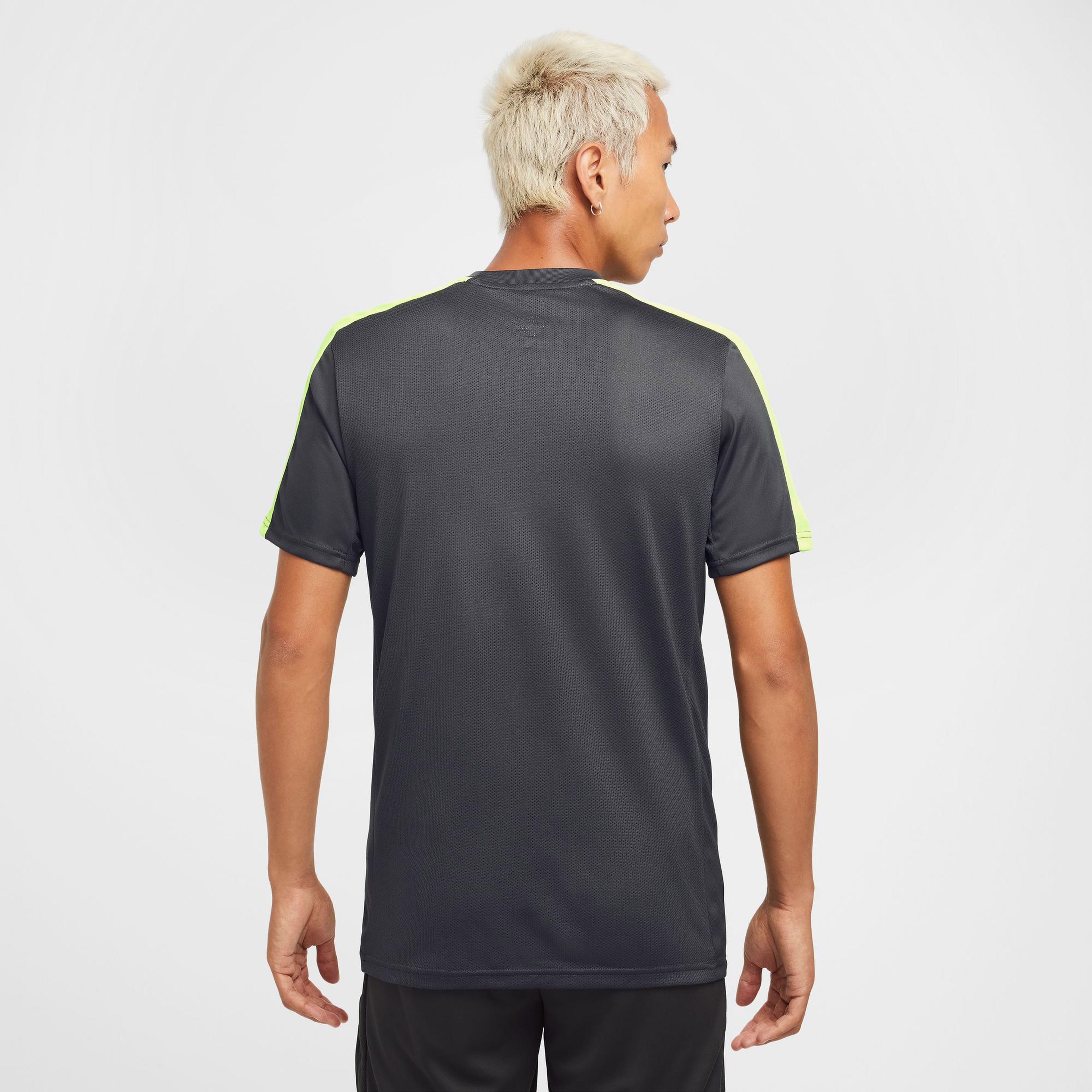 Nike Dri-Fit Academy Erkek Gri Futbol T-Shirt