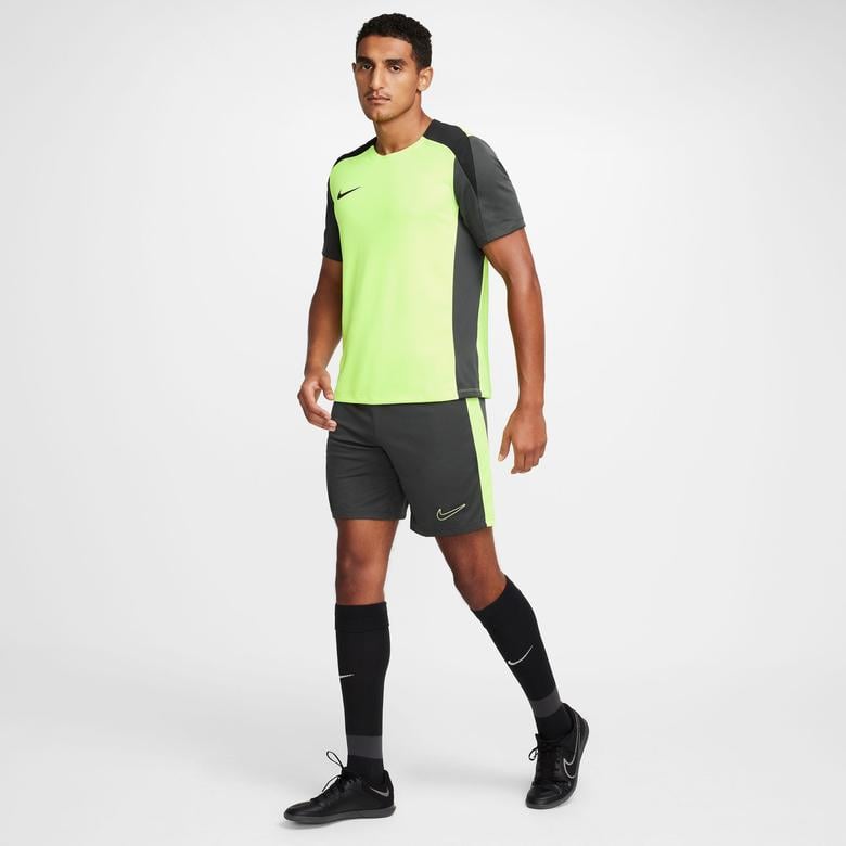 Nike Dri-Fit Academy Erkek Gri Futbol Şortu