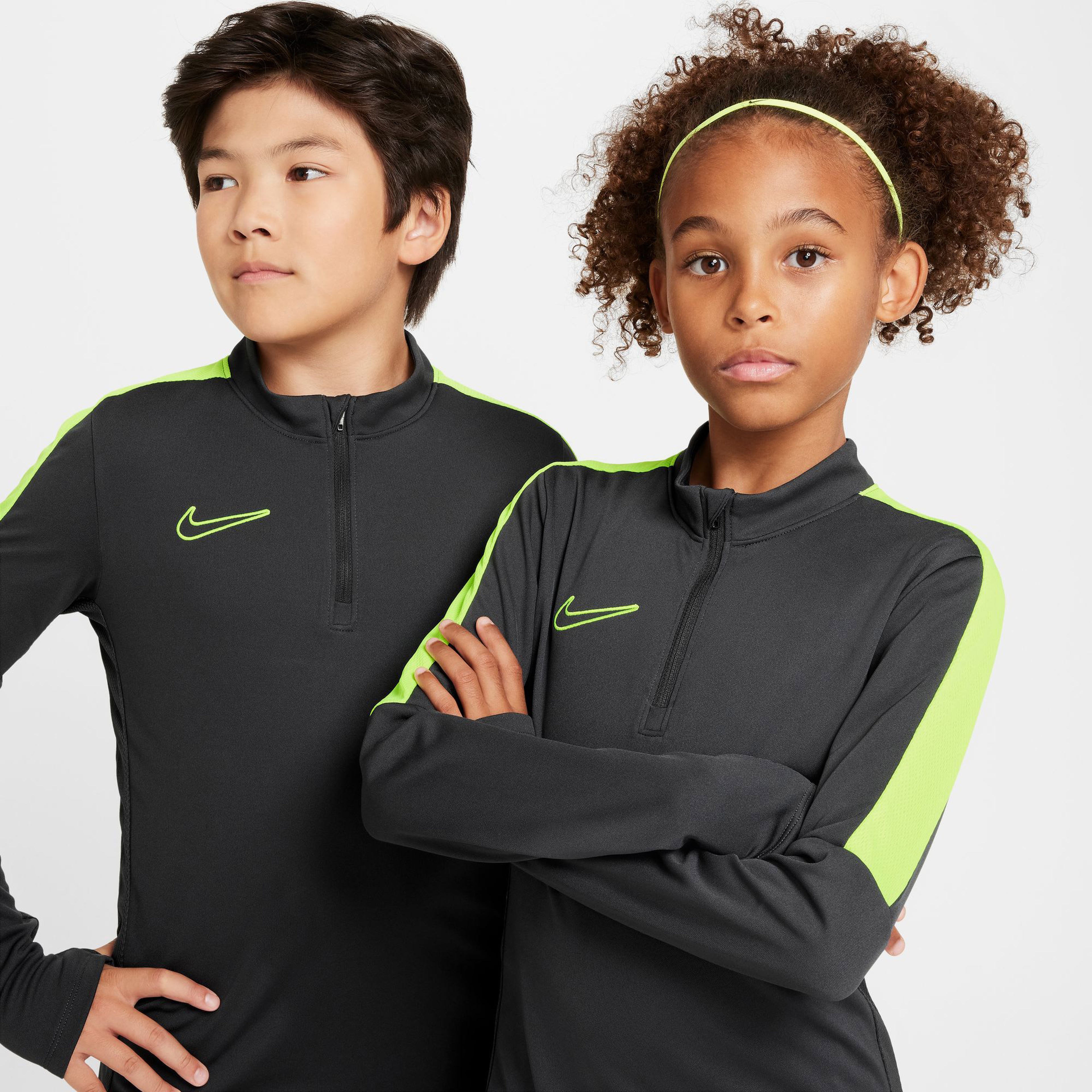 Nike Dri-Fit Academy Çocuk Gri Futbol Üstü