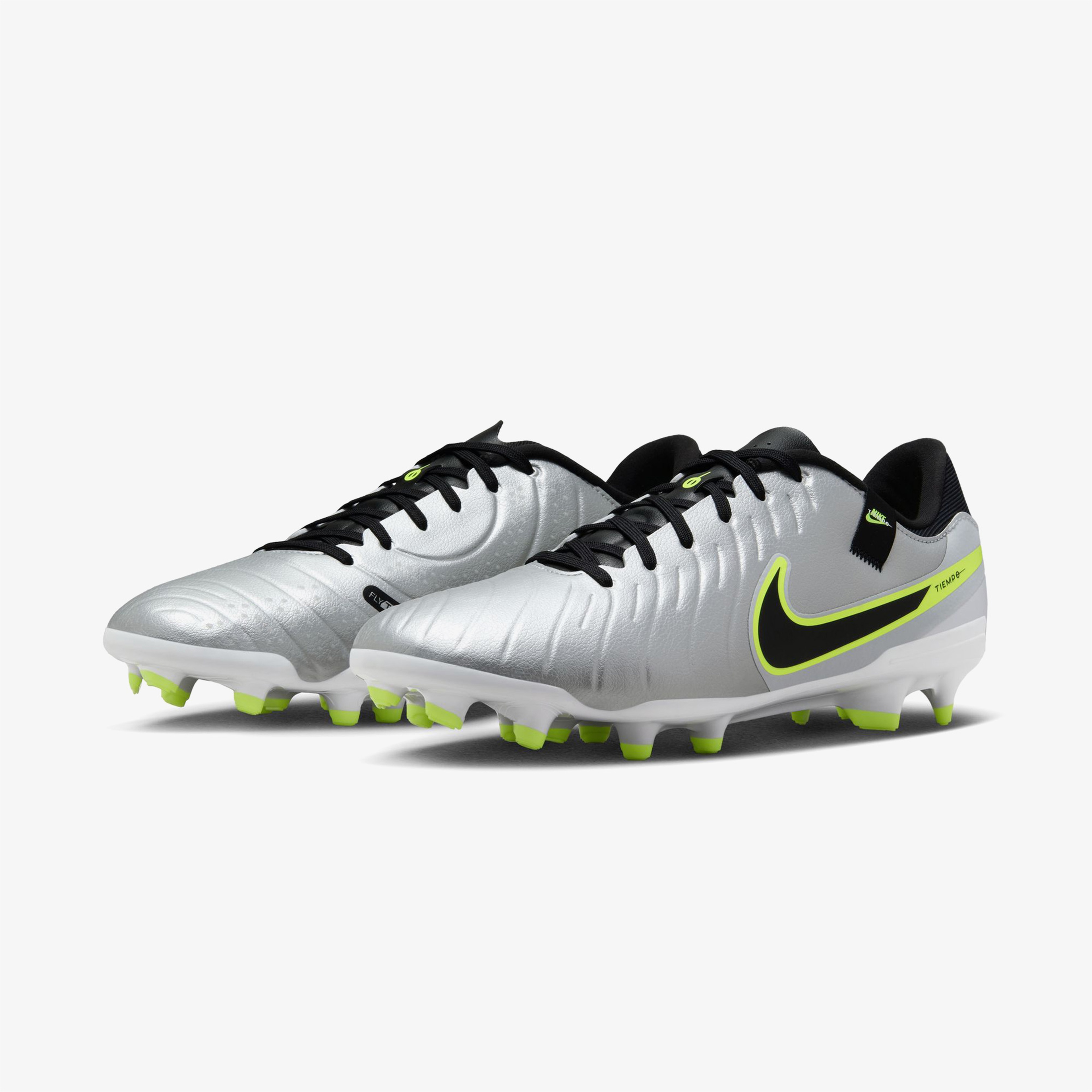 Nike Legend 10 Academy Fg Erkek Gri Çim Saha Kramponu