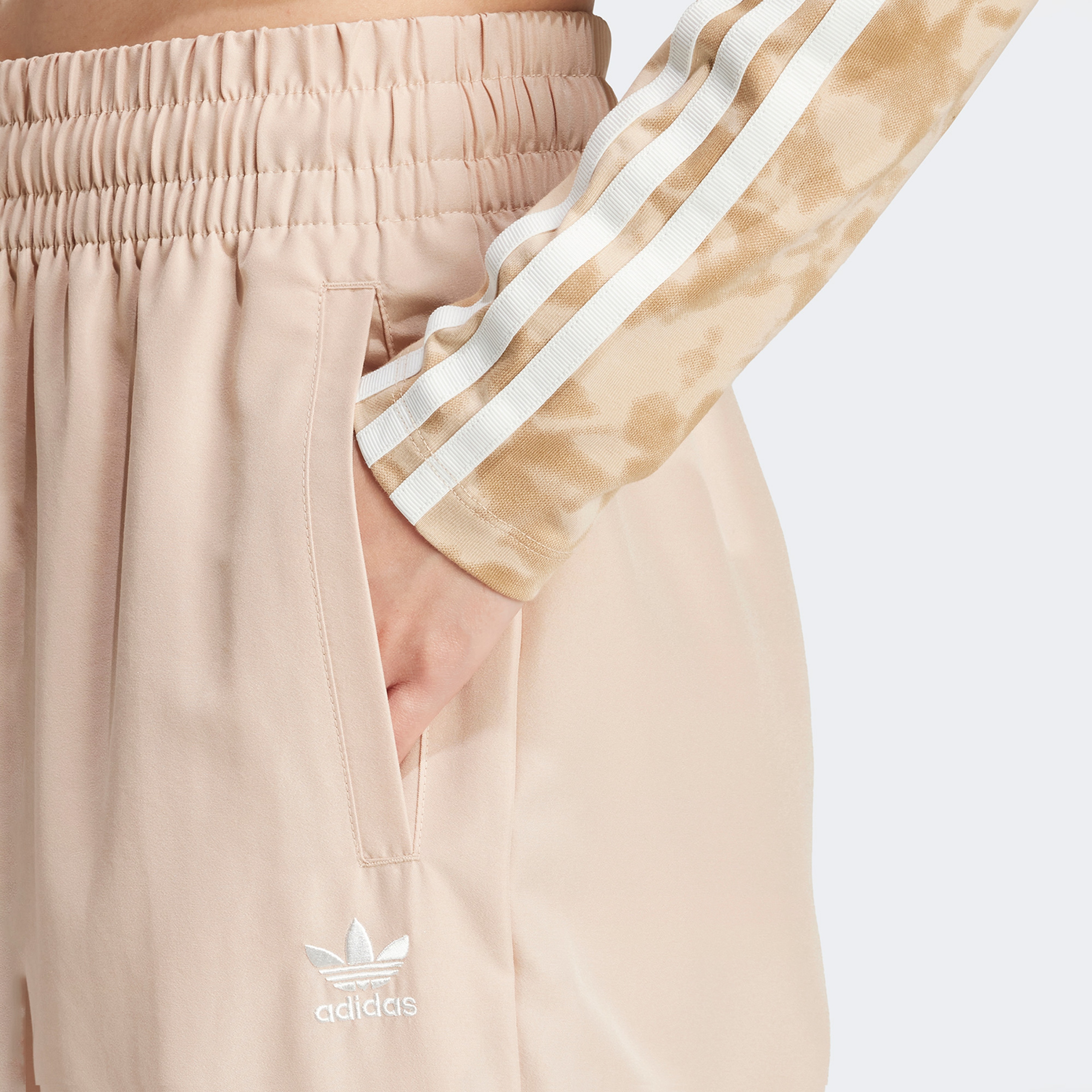 adidas Originals 3 Stripes Cargo Kadın Bej Eşofman Altı
