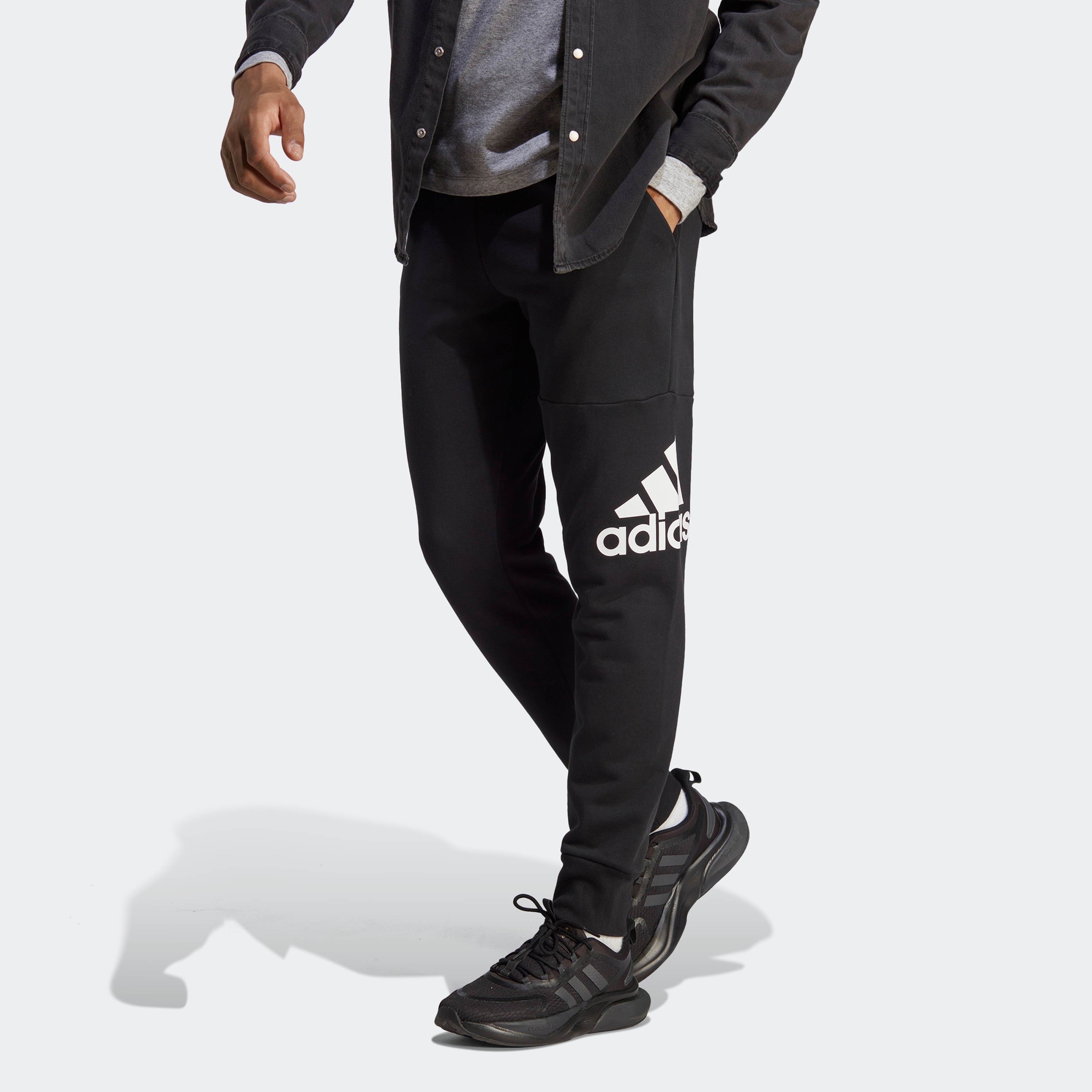 adidas Essentials French Terry Tapered Cuff Logo Erkek Siyah Eşofman Altı