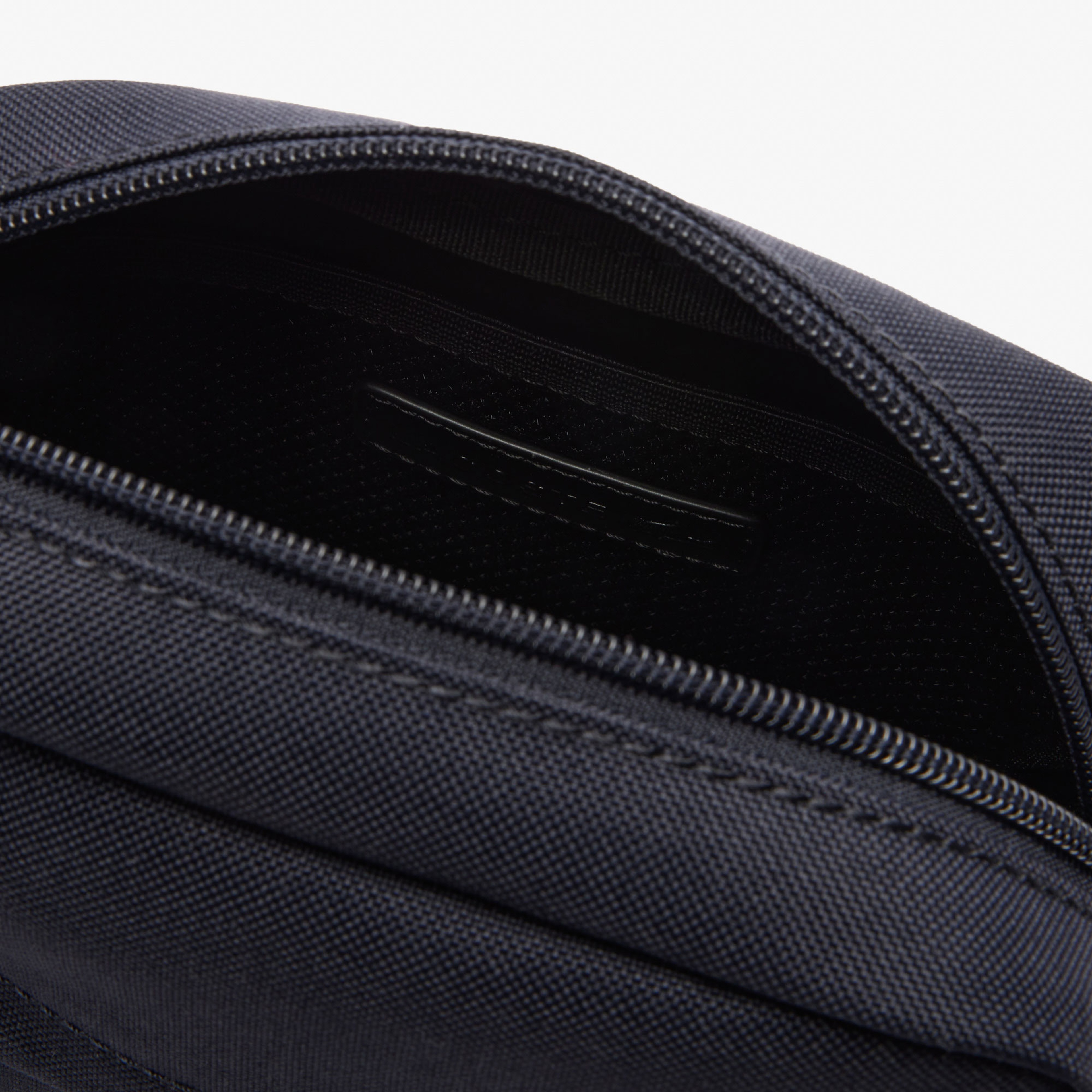 Lacoste Neocroc Unisex Lacivert Postacı Çantası