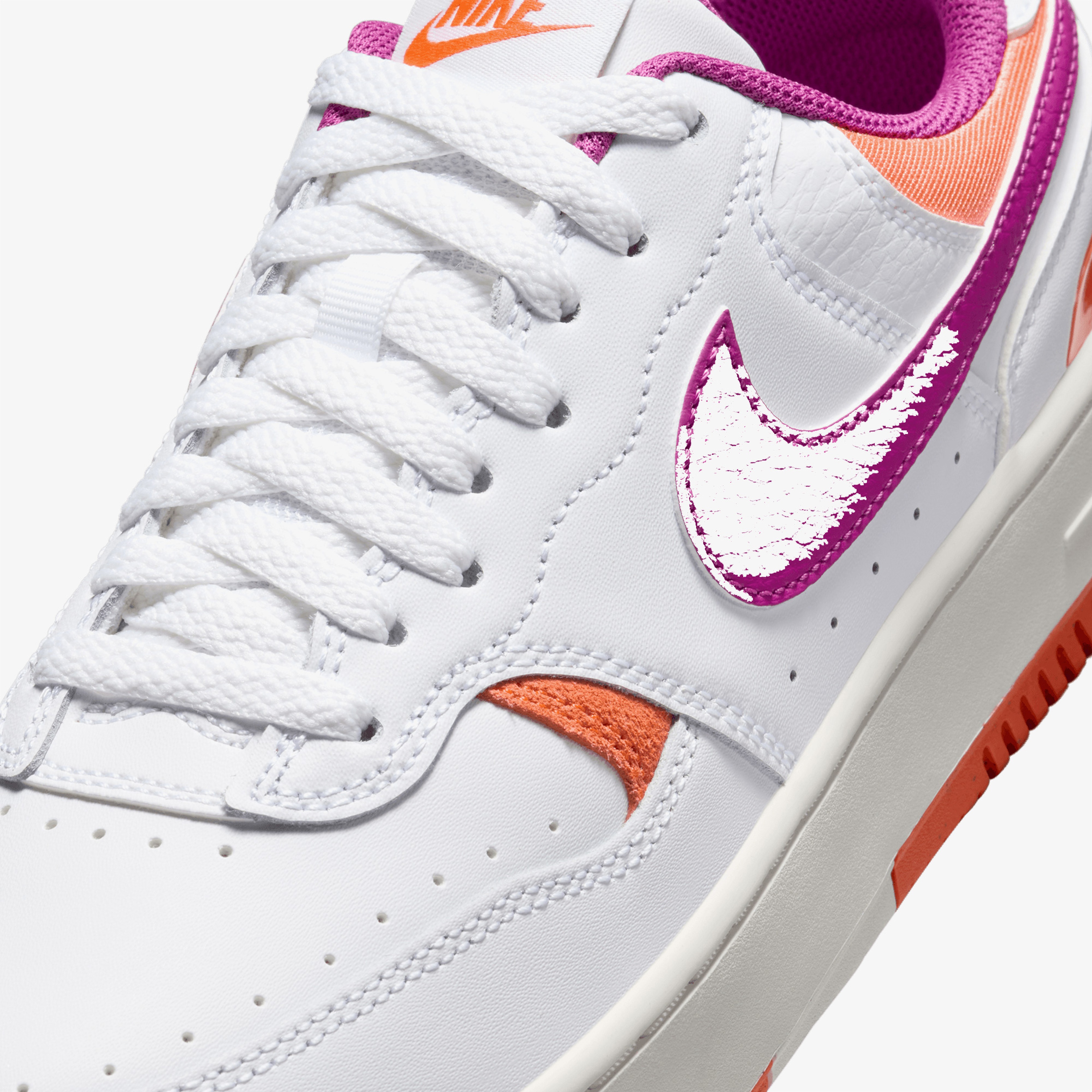 Nike Gamma Force Kadın Beyaz Sneaker