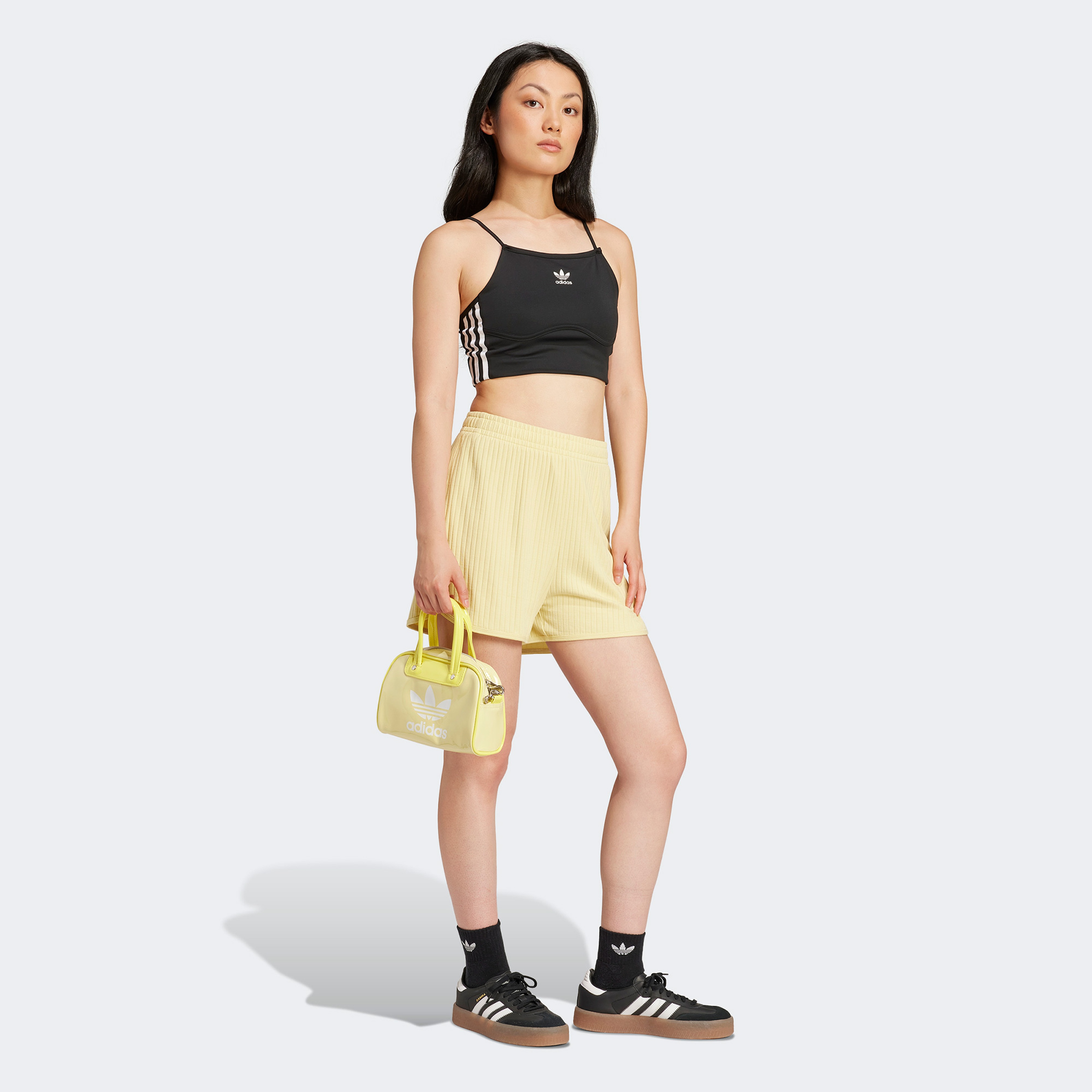 adidas Essentials Wide Rib Sprinter Kadın Sarı Şort