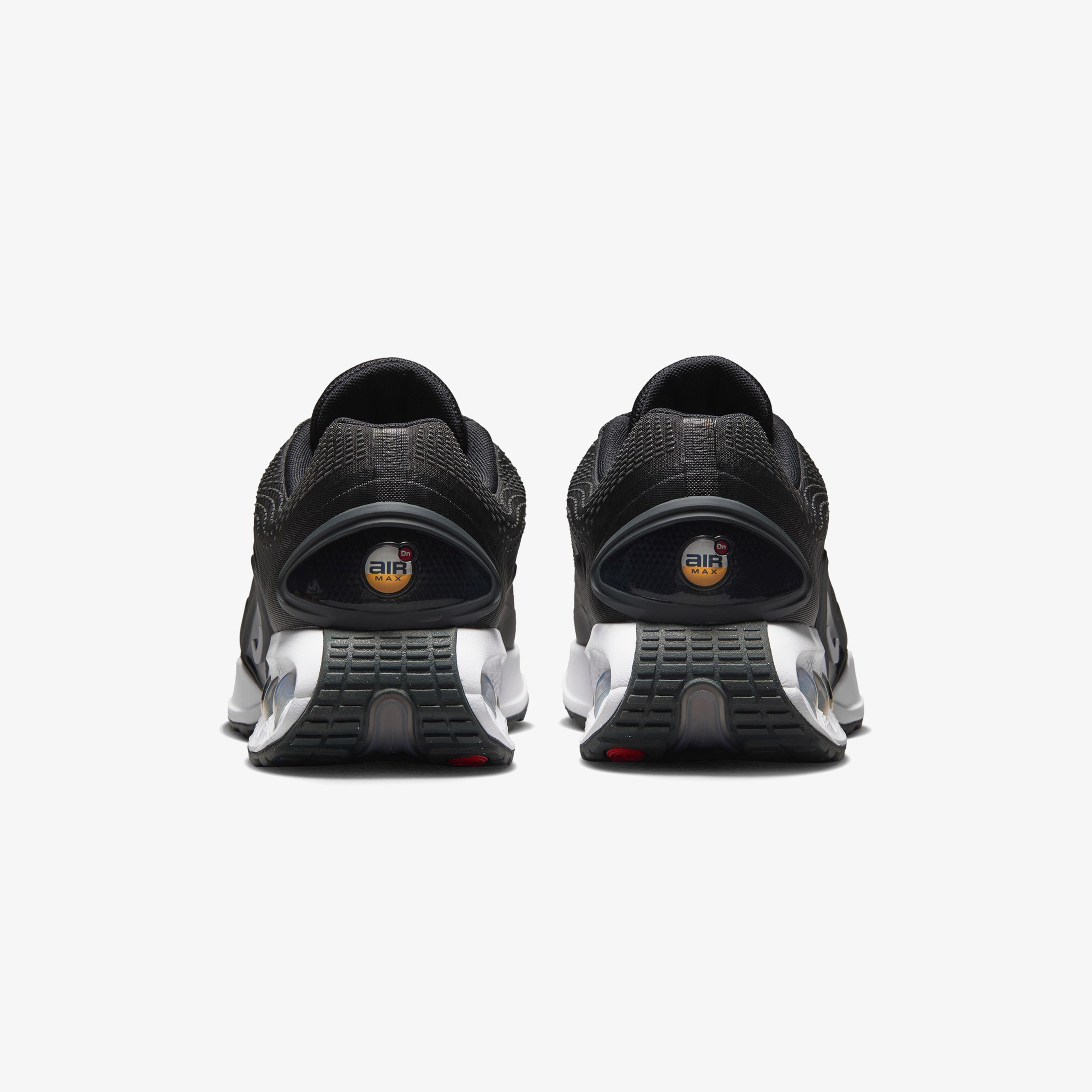 Nike Air Max DN Erkek Siyah Sneaker