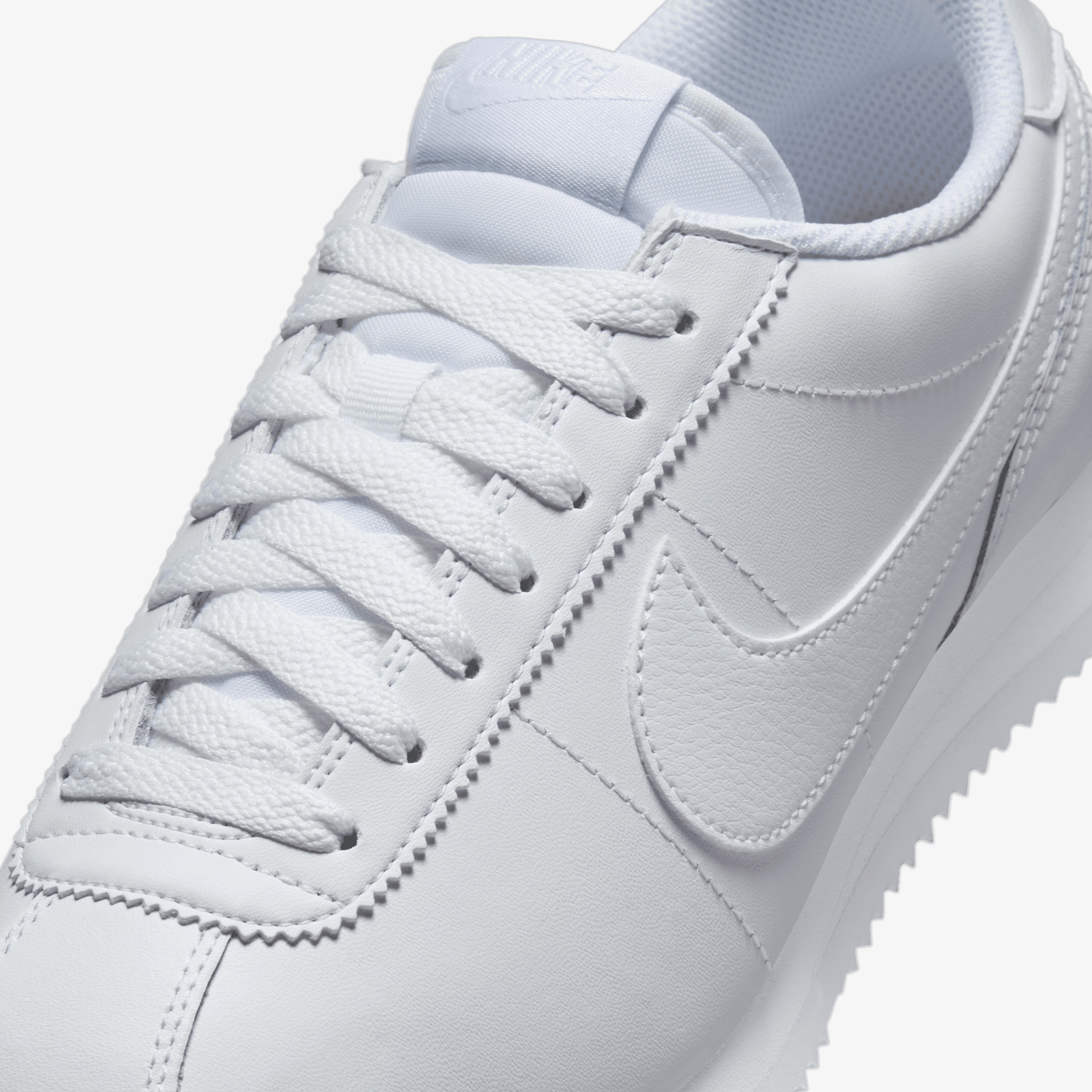 Nike Cortez Kadın Beyaz Sneaker