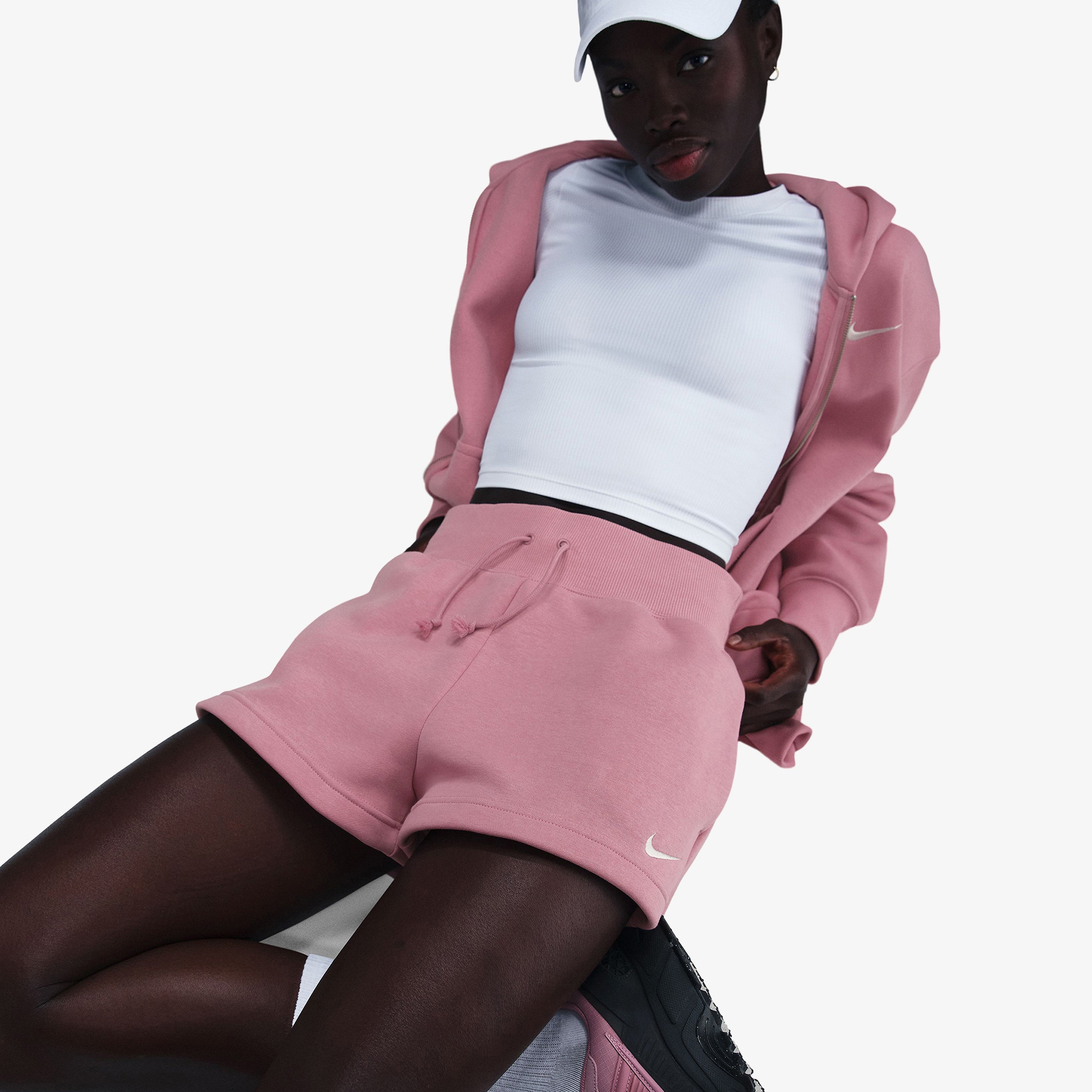 Nike Sportswear Phoenix Fleece Yüksek Belli Bol Kadın Pembe Şort