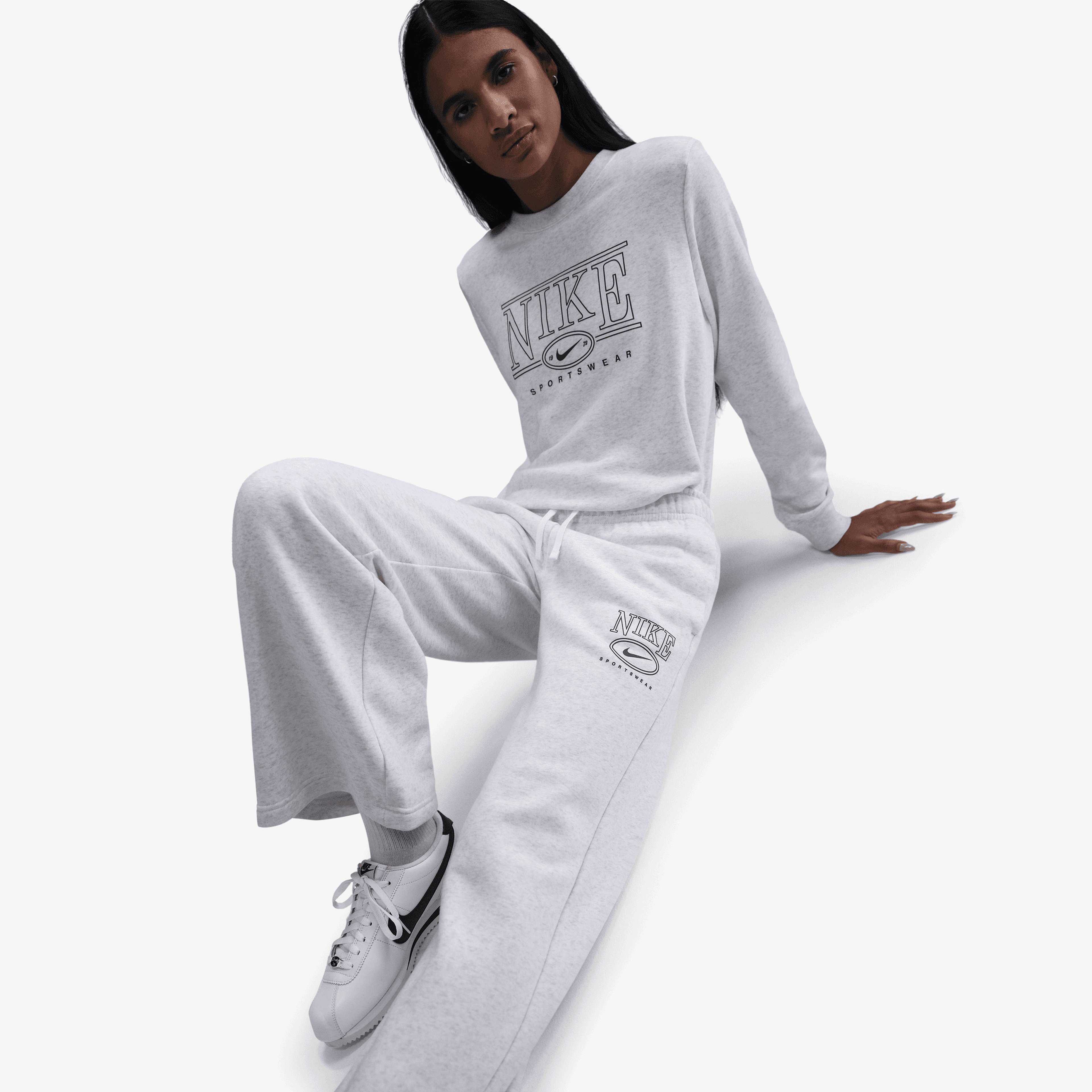 Nike Sportswear Club Fleece Kadın Gri Eşofman Altı