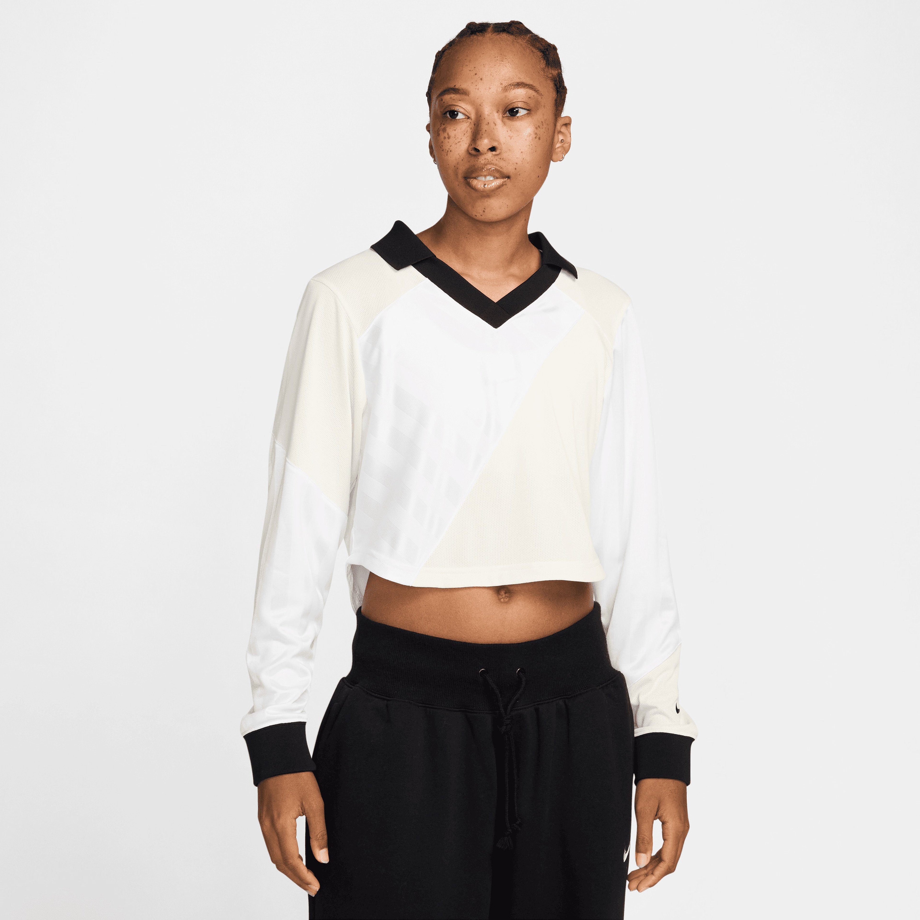 Nike Sportswear Cropped Kadın Beyaz Üst