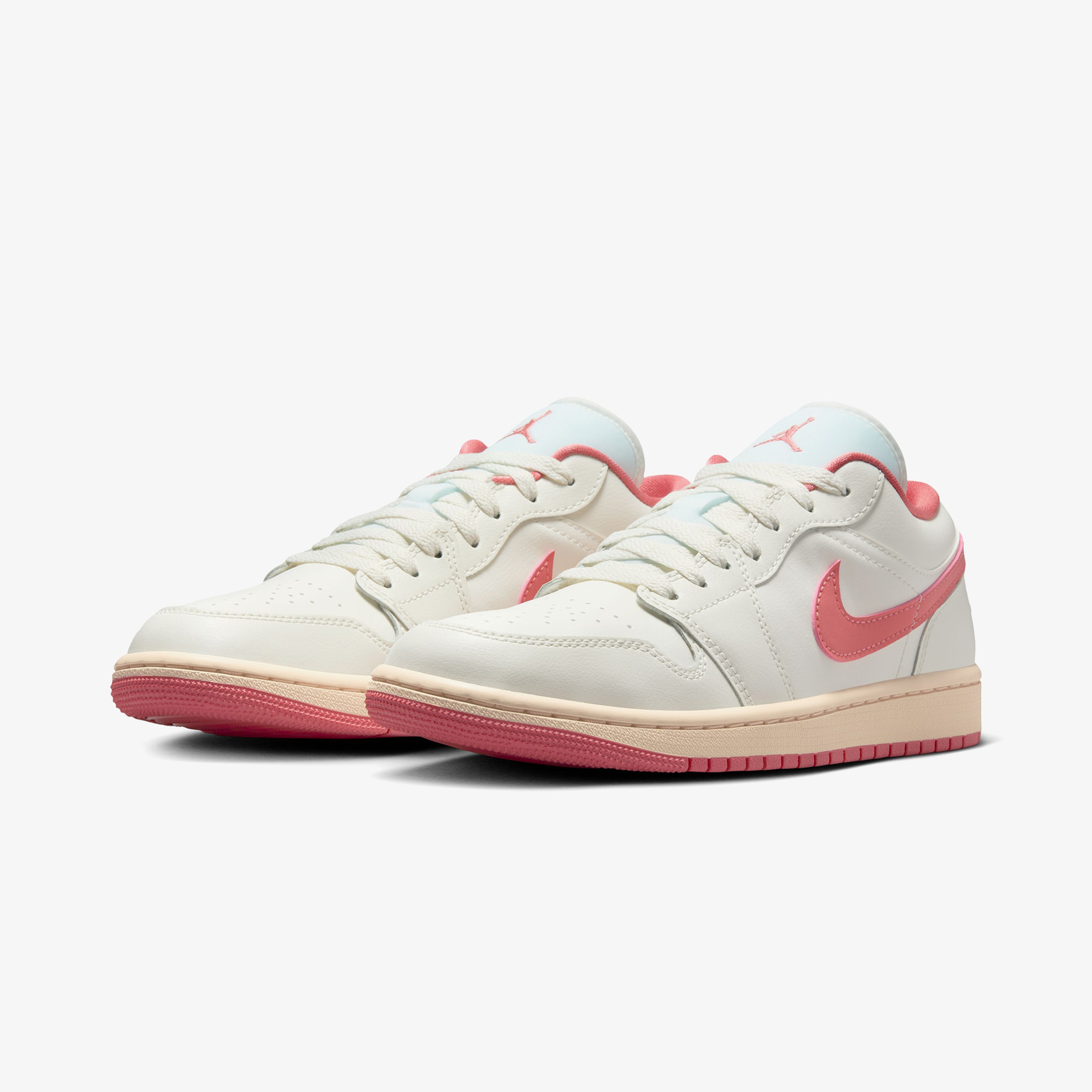 Nike Air Jordan 1 Low Erkek Beyaz Sneaker