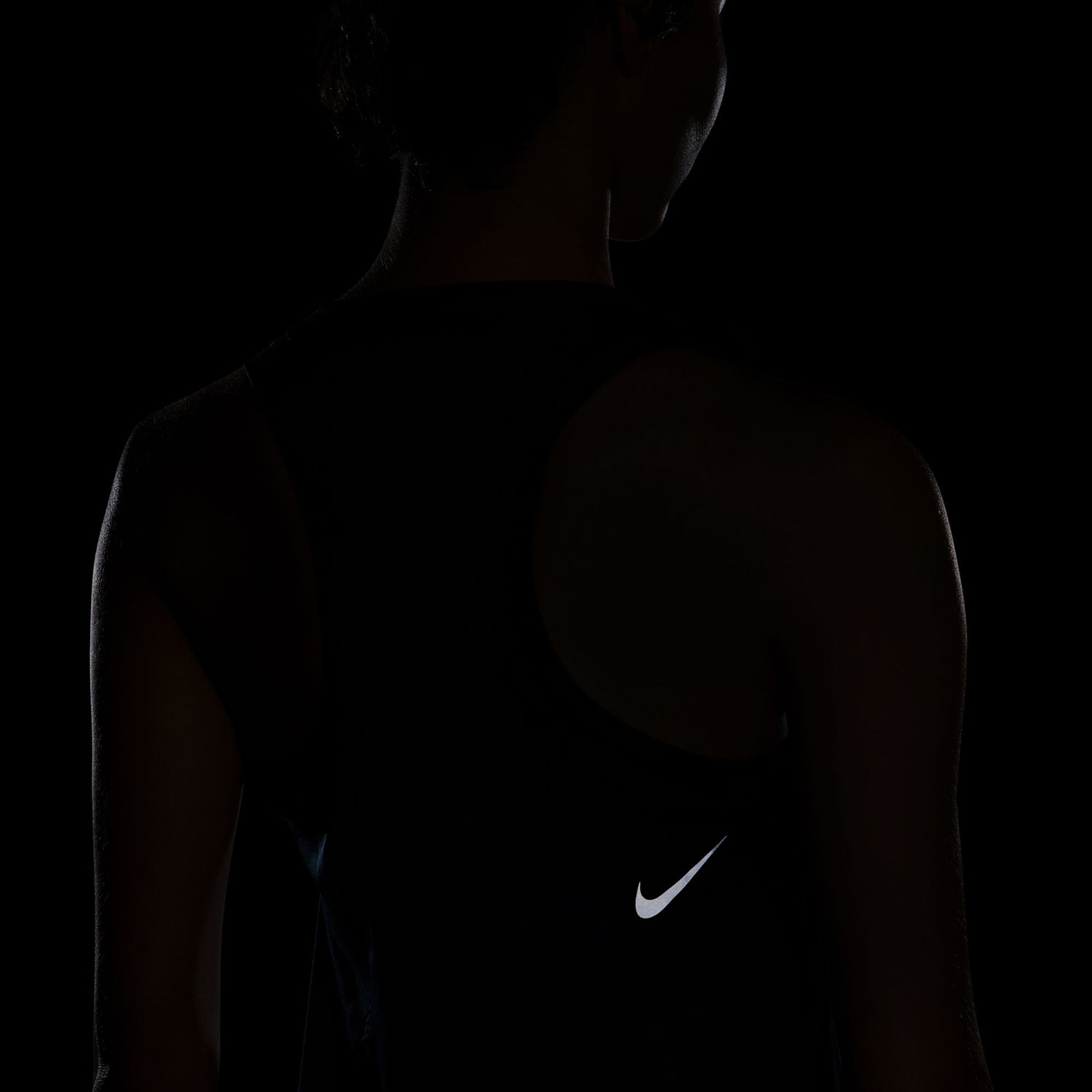 Nike Kadın Lacivert Atlet