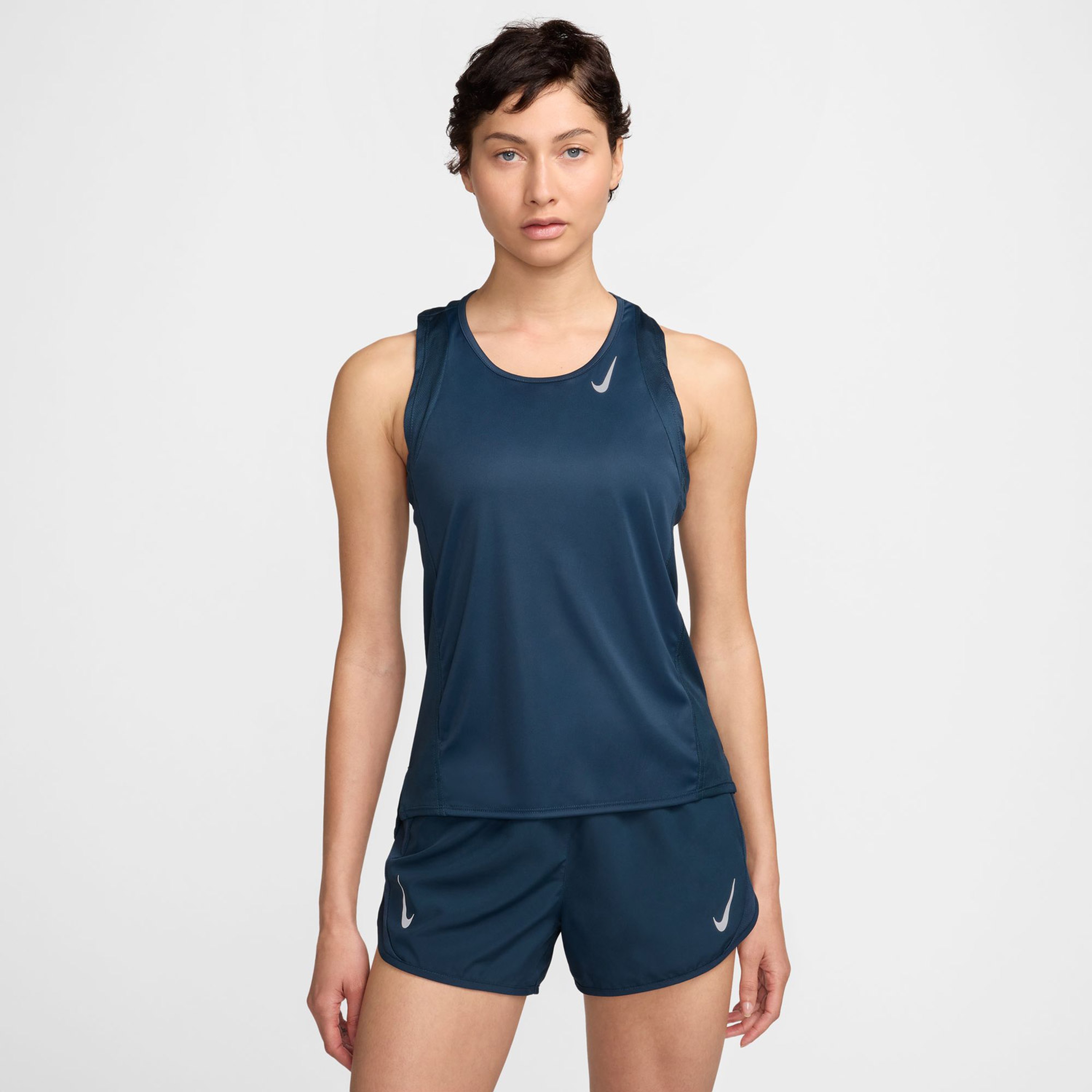 Nike Kadın Lacivert Atlet