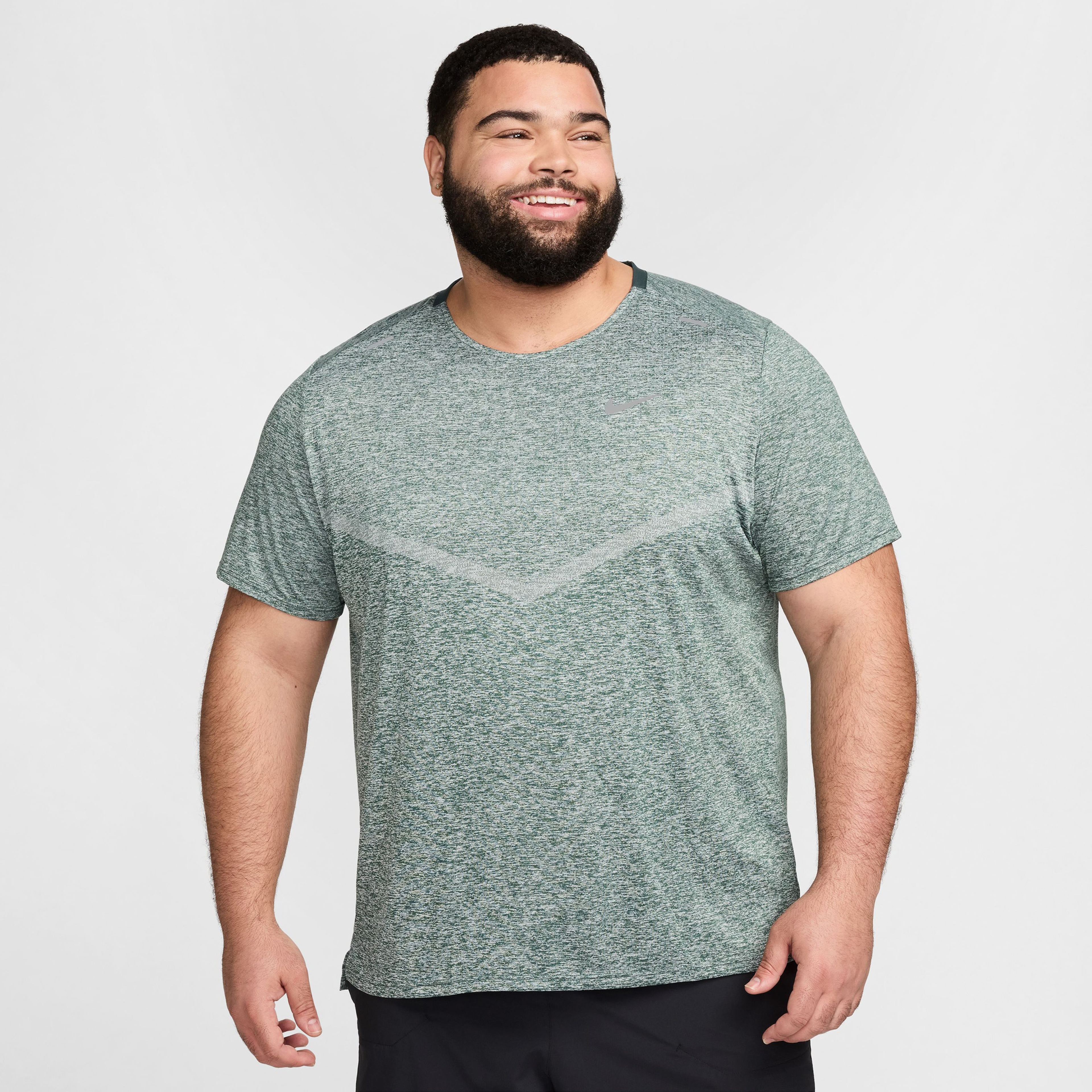 Nike Erkek Yeşil T-Shirt