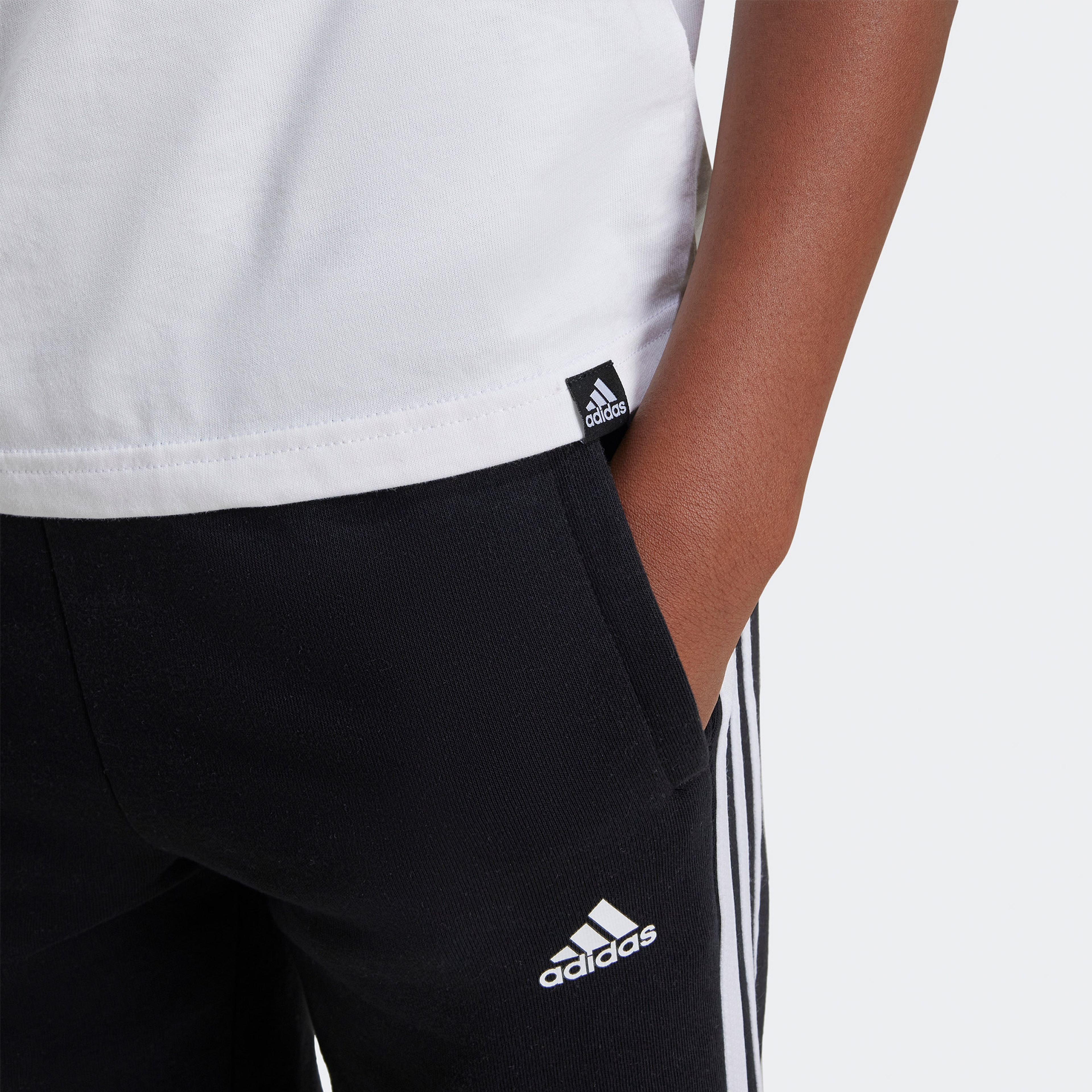 Adidas Çocuk Beyaz T-Shirt