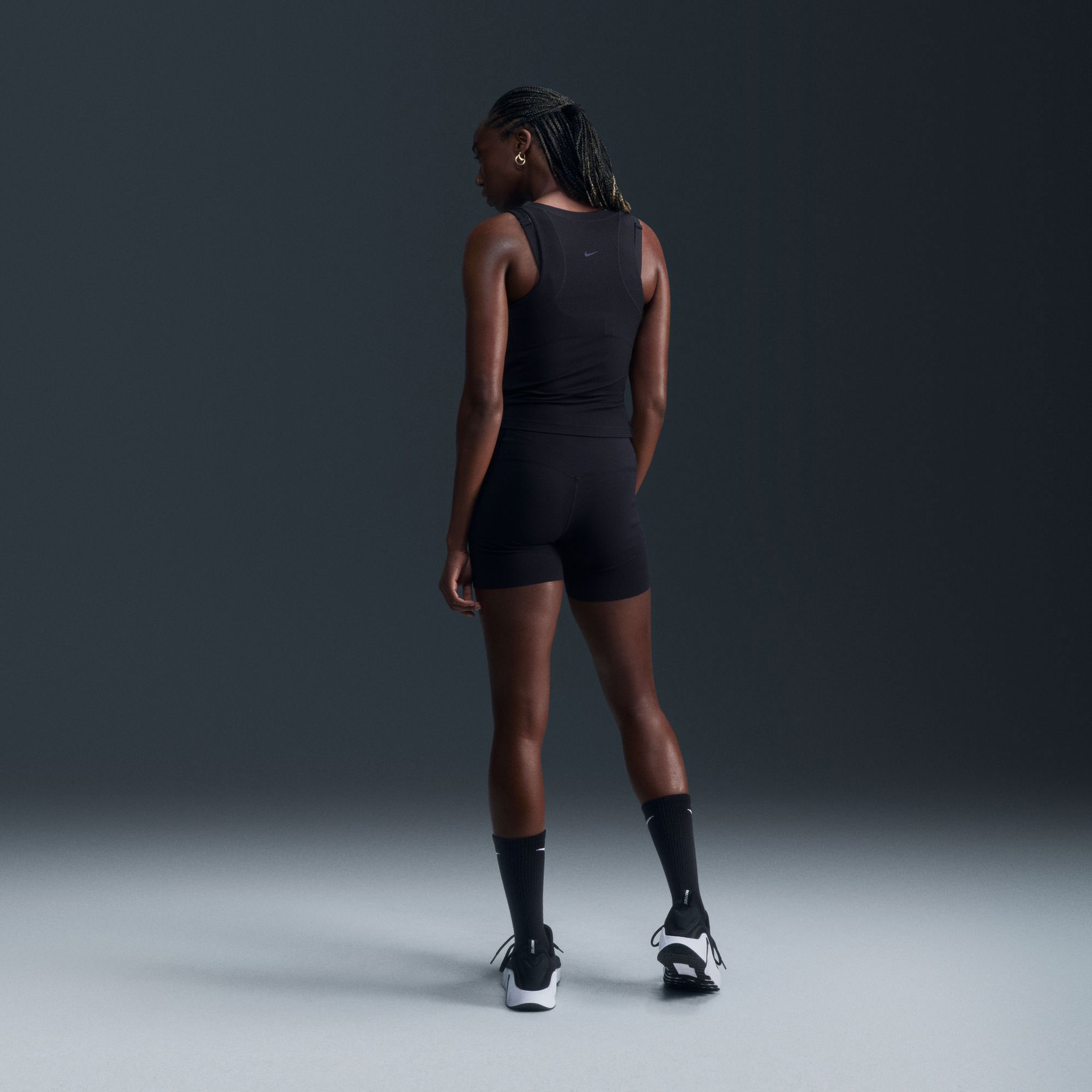 Nike Kadın Siyah T-Shirt