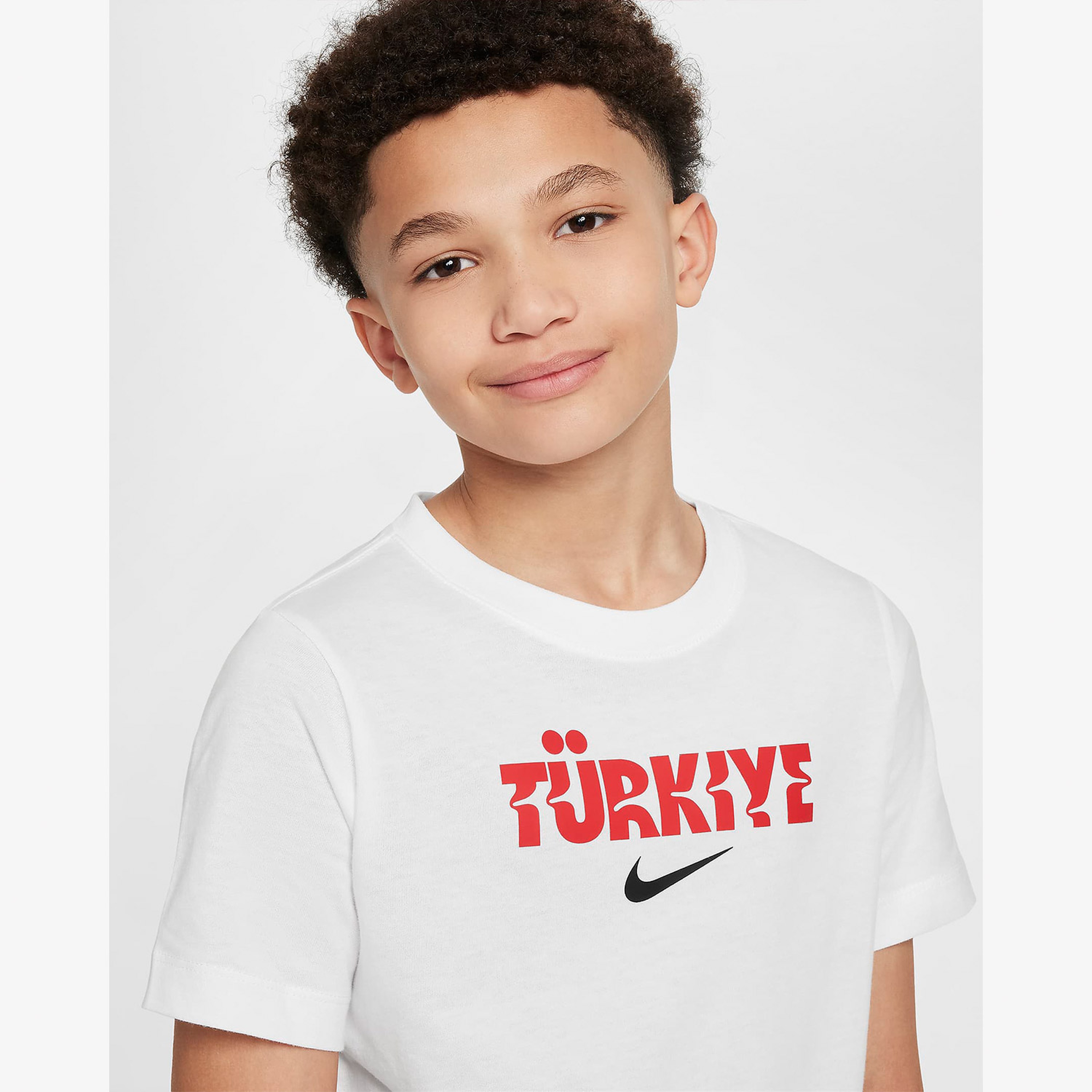 Nike Kadın Beyaz T-Shirt