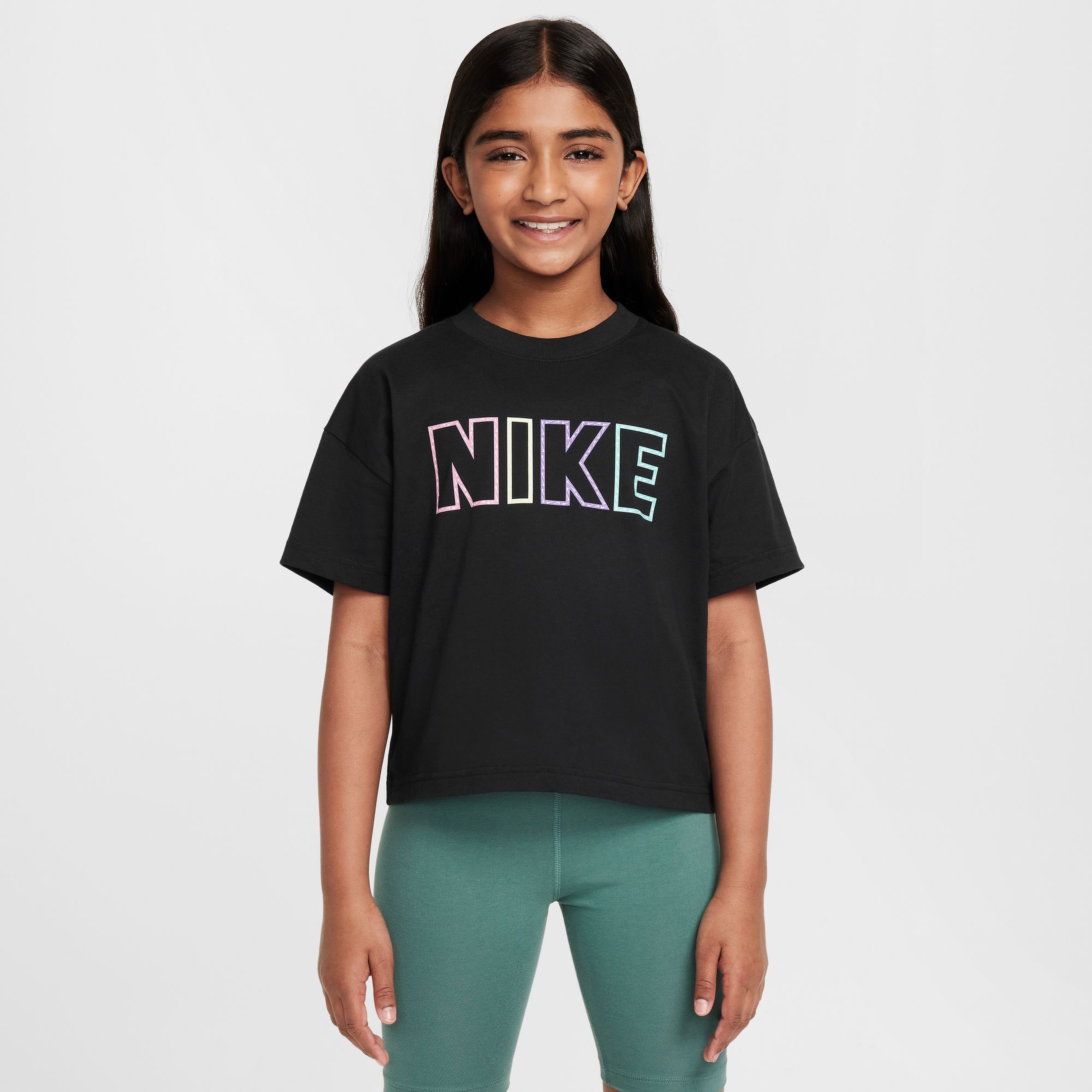 Nike Kadın Siyah T-Shirt