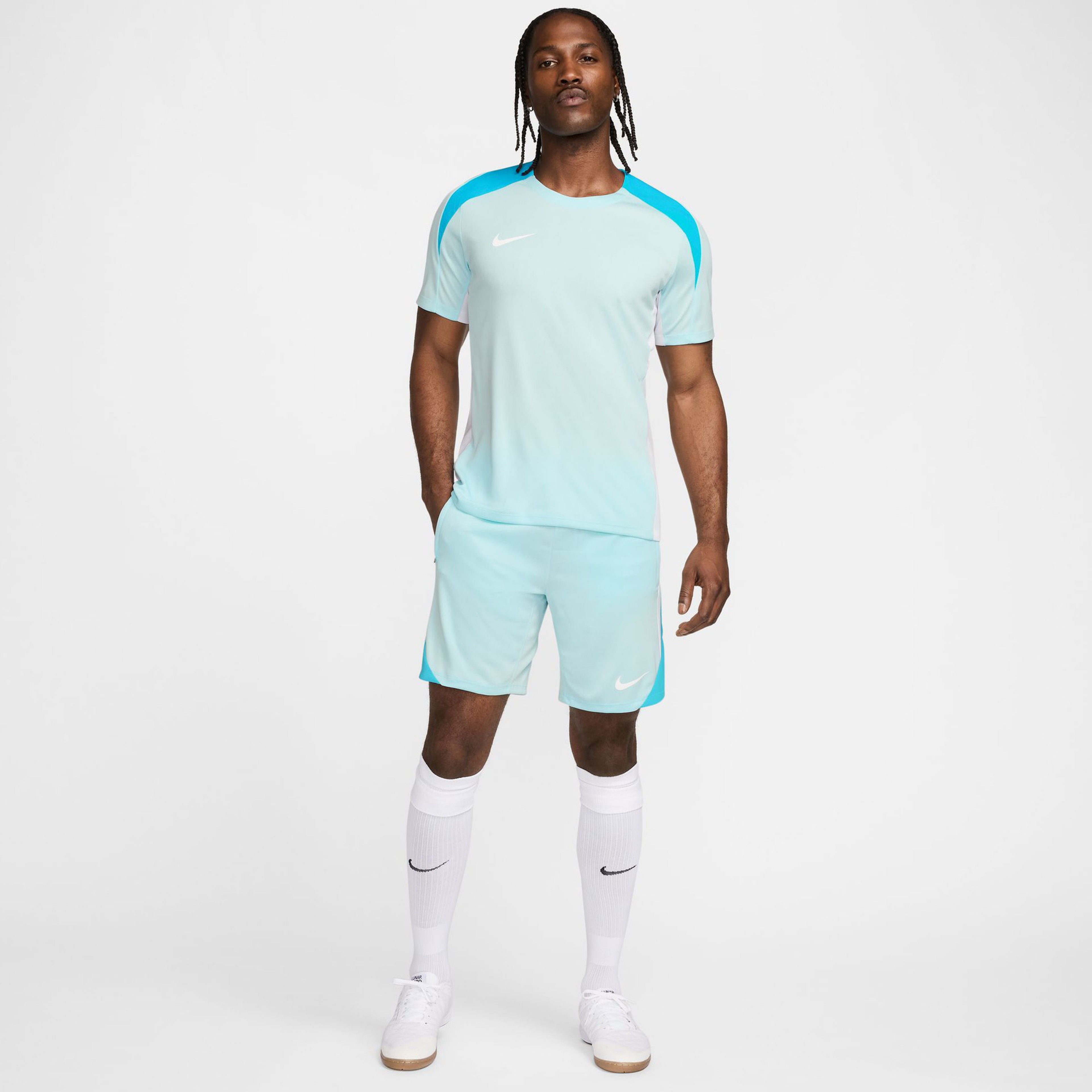 Nike Erkek Mavi Şort