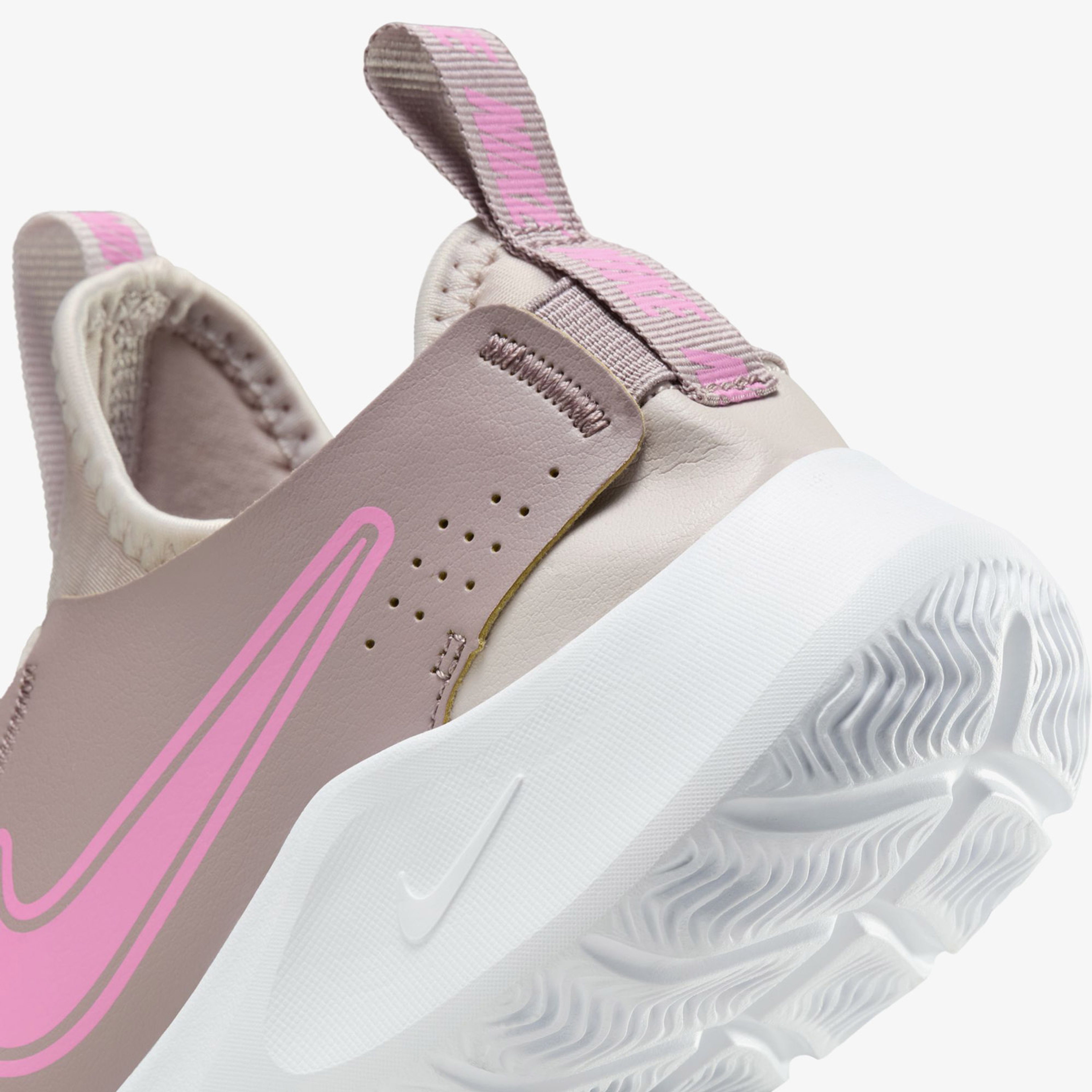 Nike Çocuk Pembe Koşu Ayakkabısı