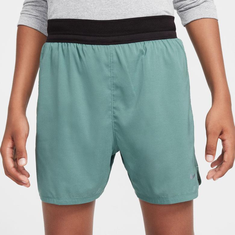 Nike Çocuk Yeşil Şort