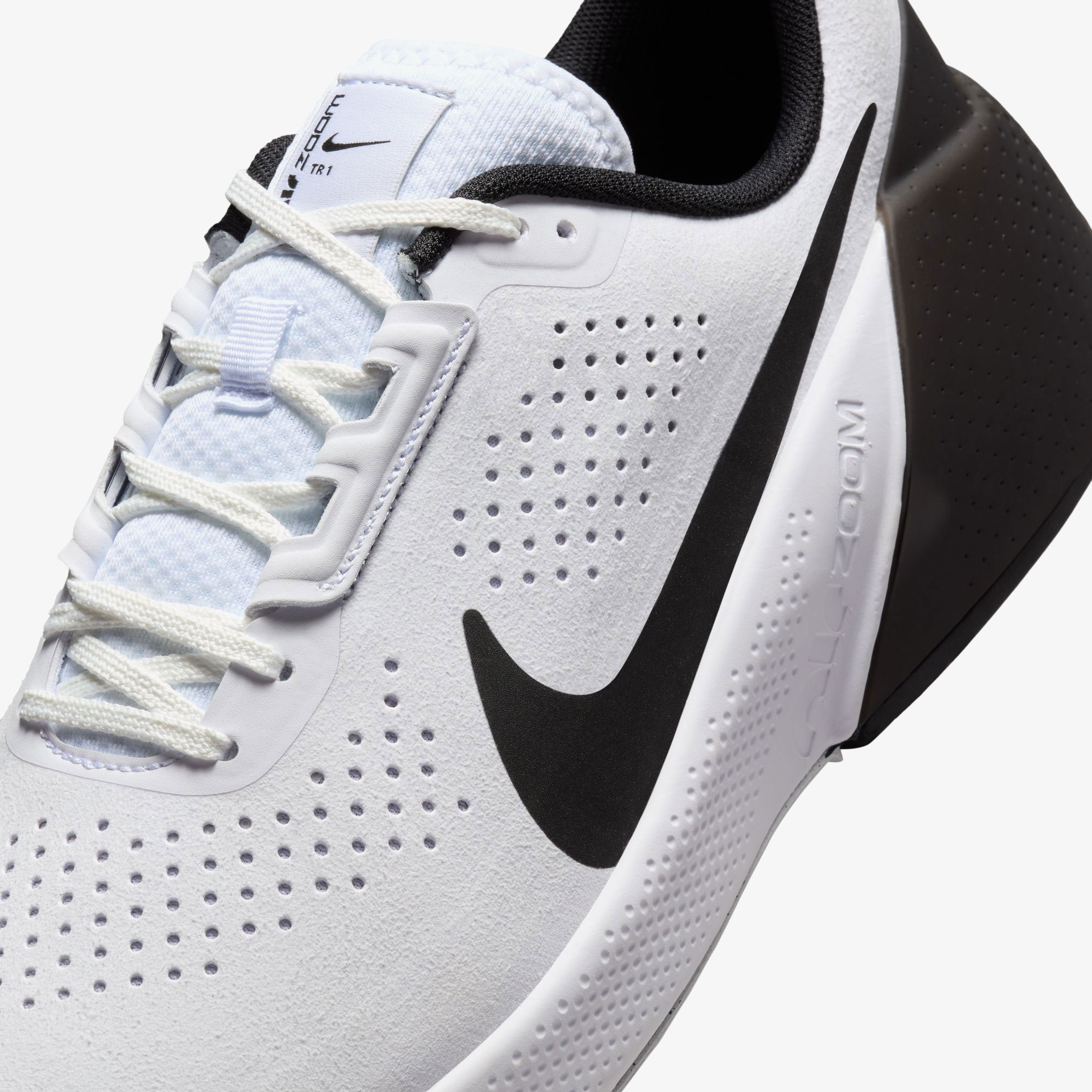 Nike Erkek Beyaz Antrenman Ayakkabısı