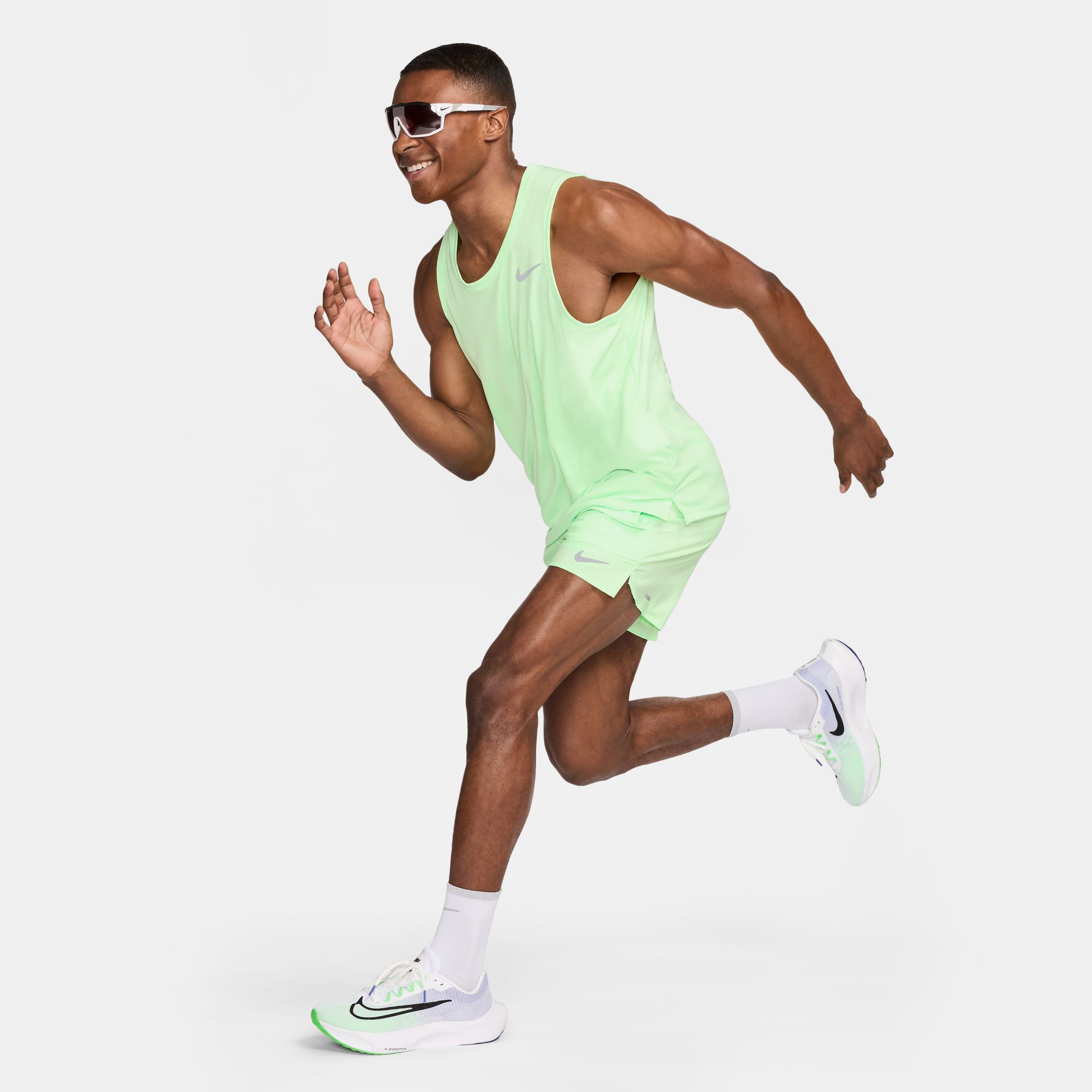 Nike Erkek Yeşil Atlet