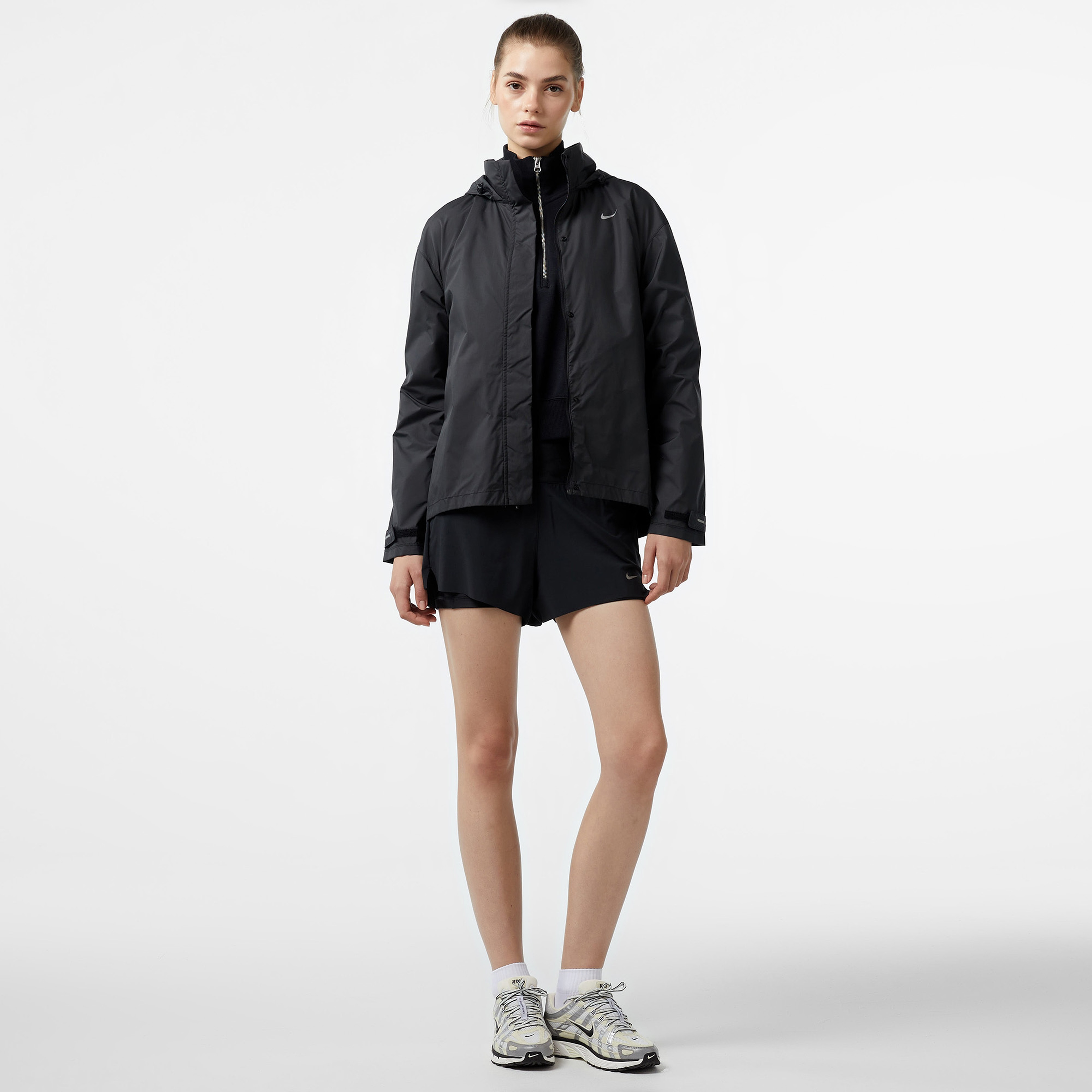 Nike Kadın Siyah Ceket