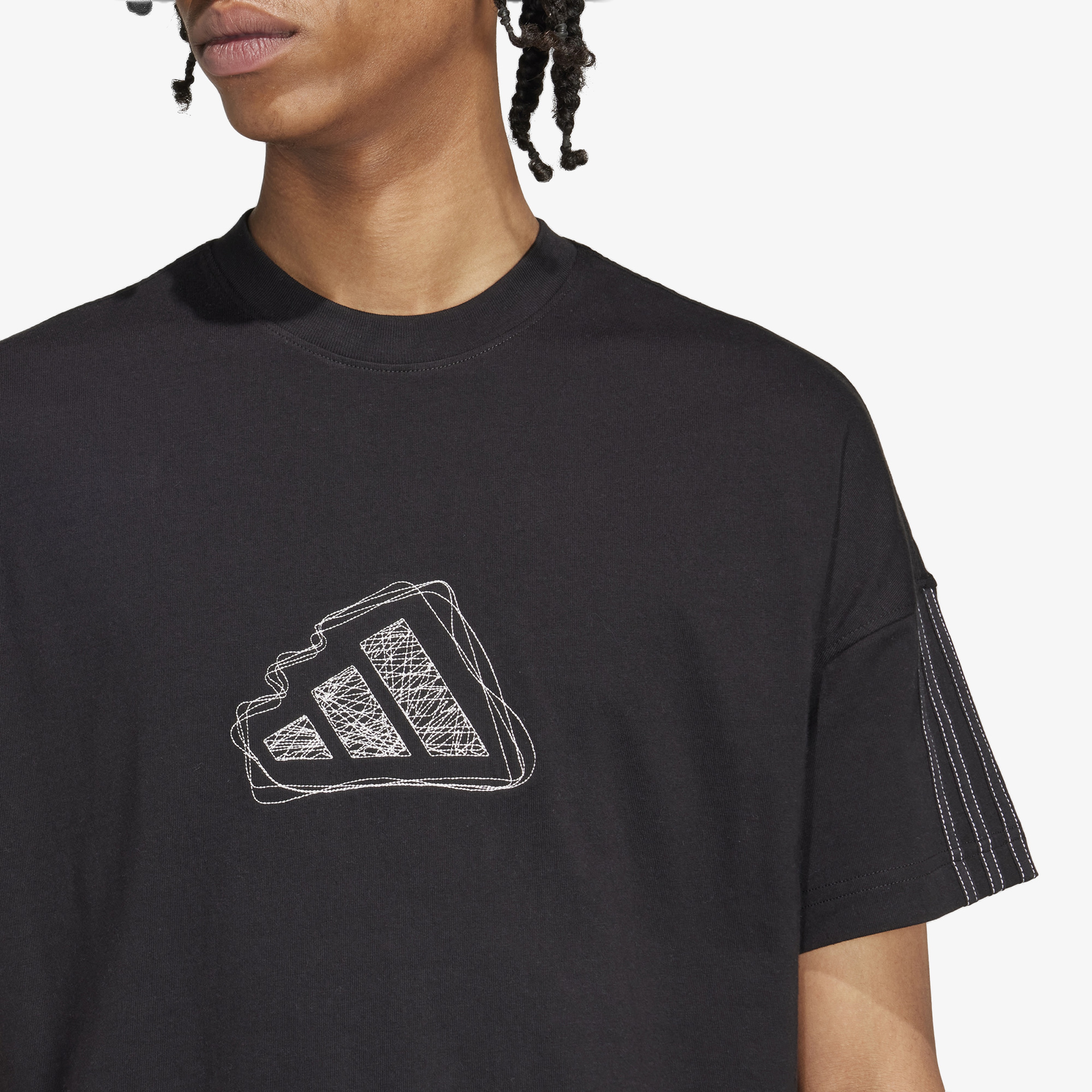 adidas All Szn Graphic Seasonal Erkek Siyah T-Shirt