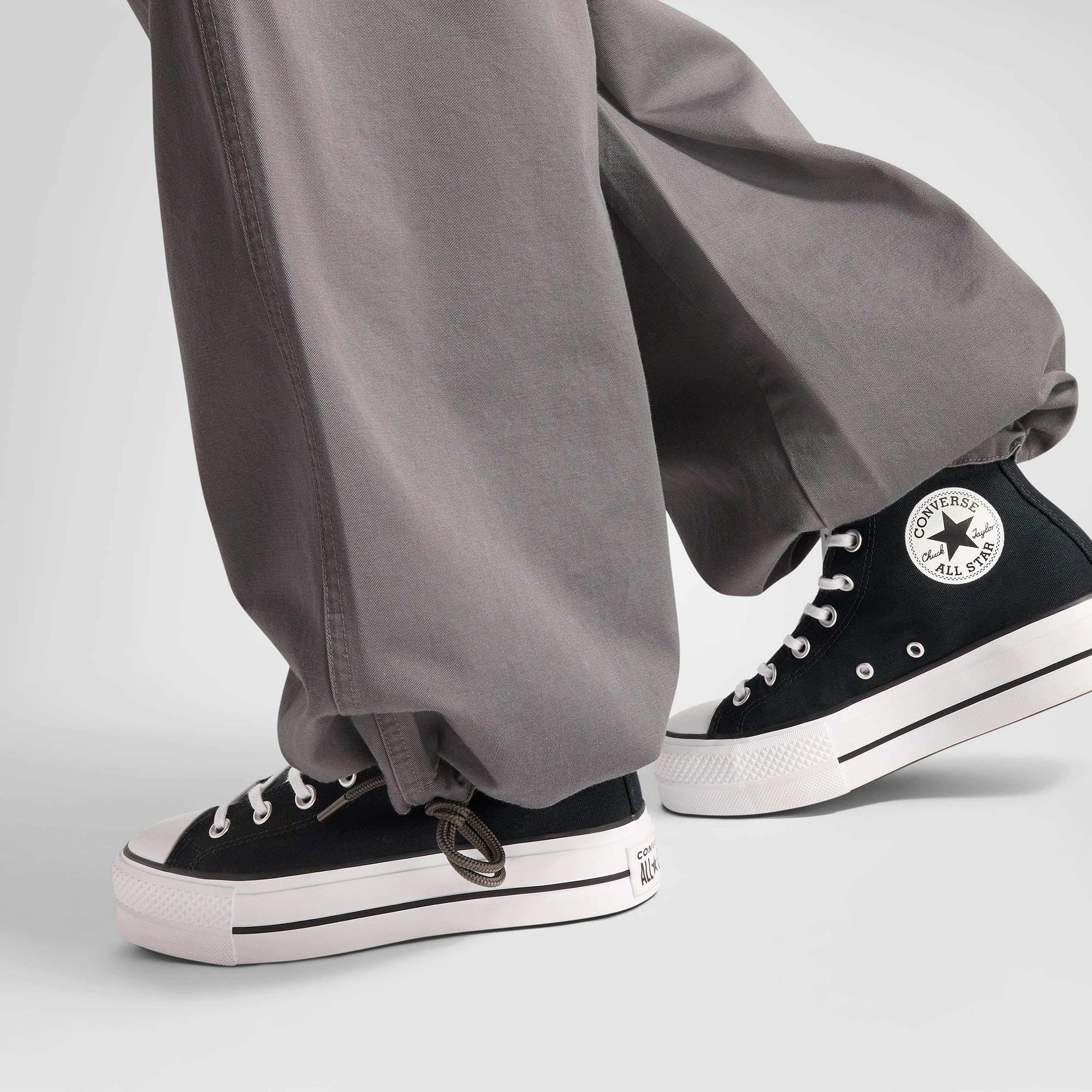 Converse Classic Kadın Gri Pantolon